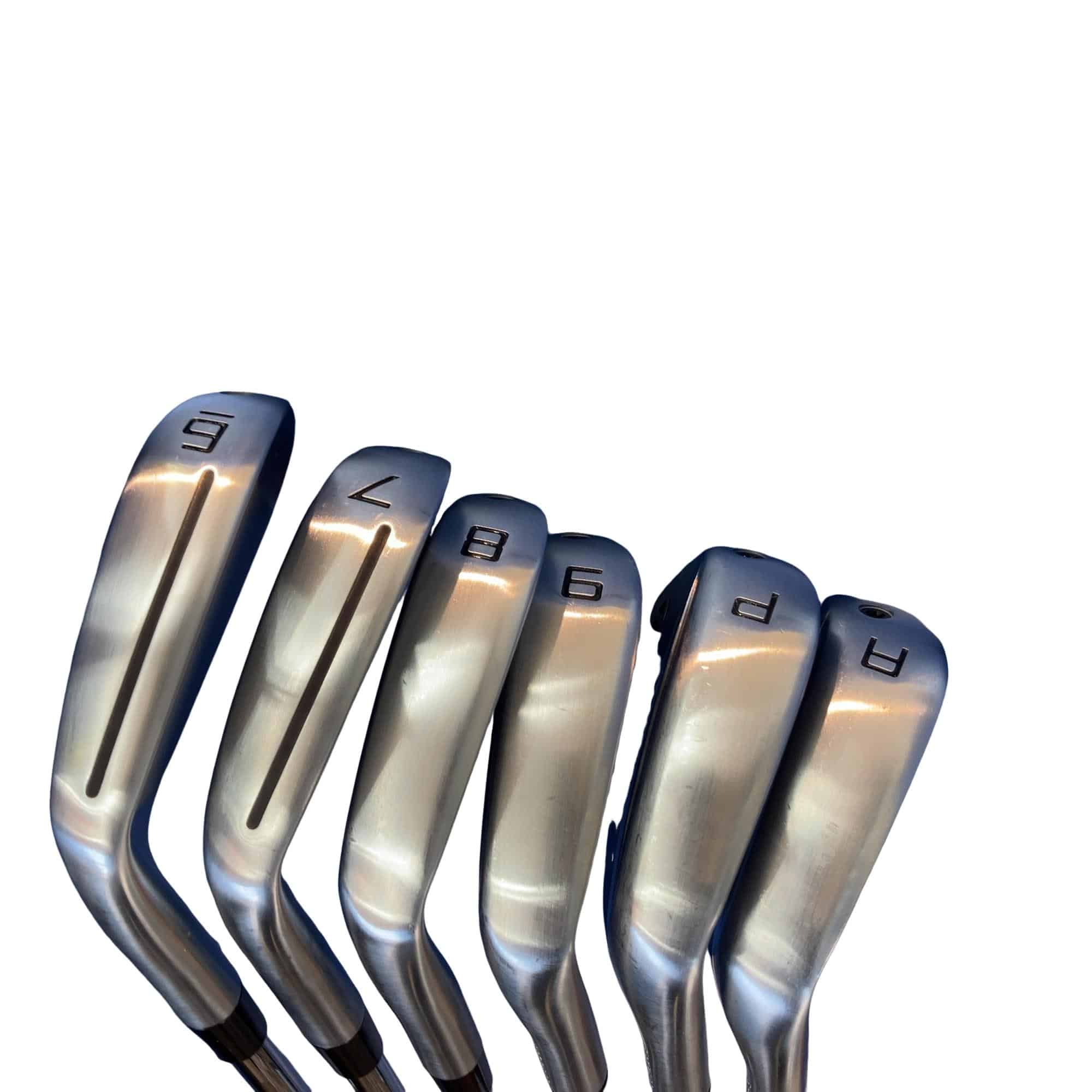 �s�����������@�l�������@�o�E�V�X�O�i�Q�O�Q�T�j�@�U�r�i���{���F�U�{�Z�b�g�j