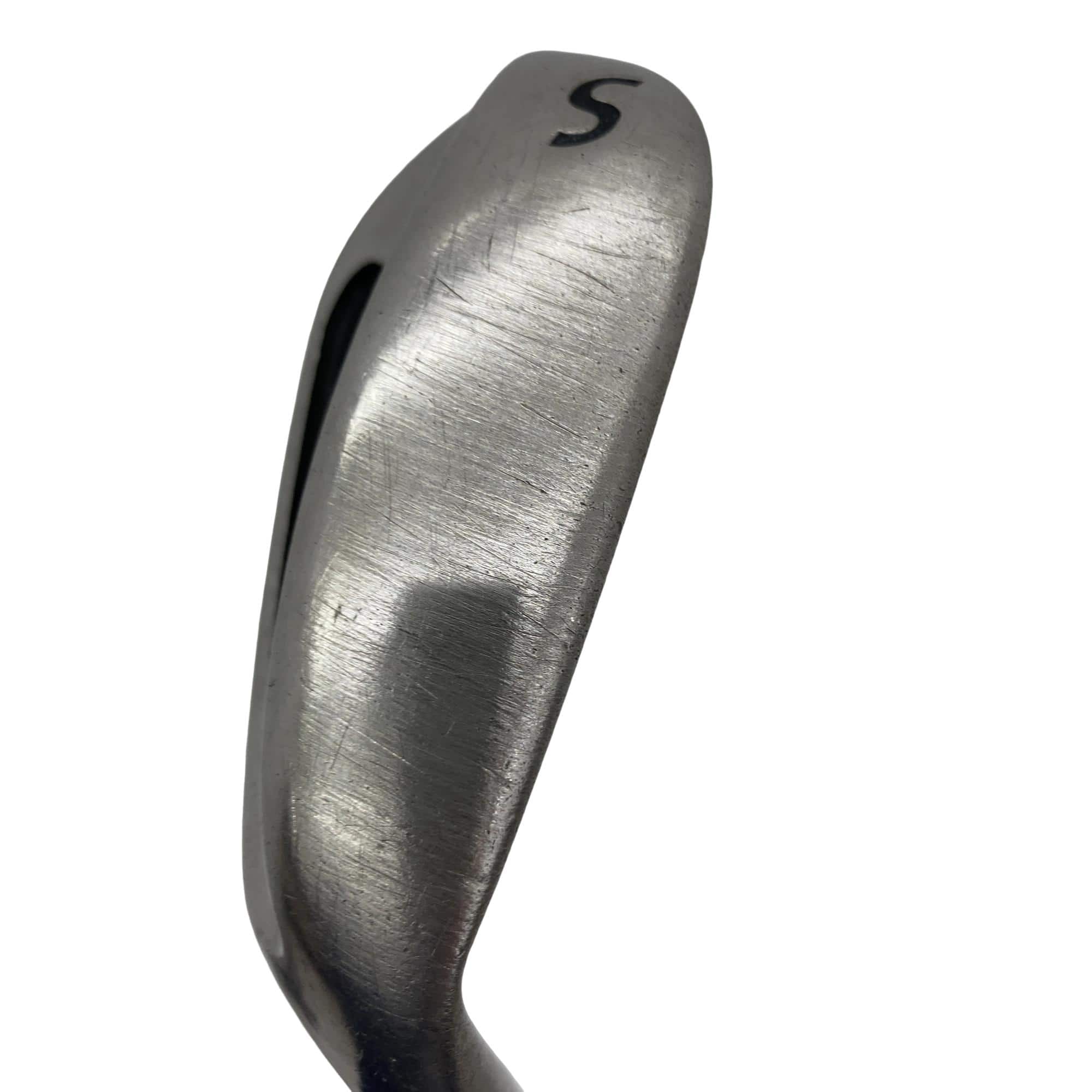 �n�m�d�r�h�c�d�q�@�i���@�r�v