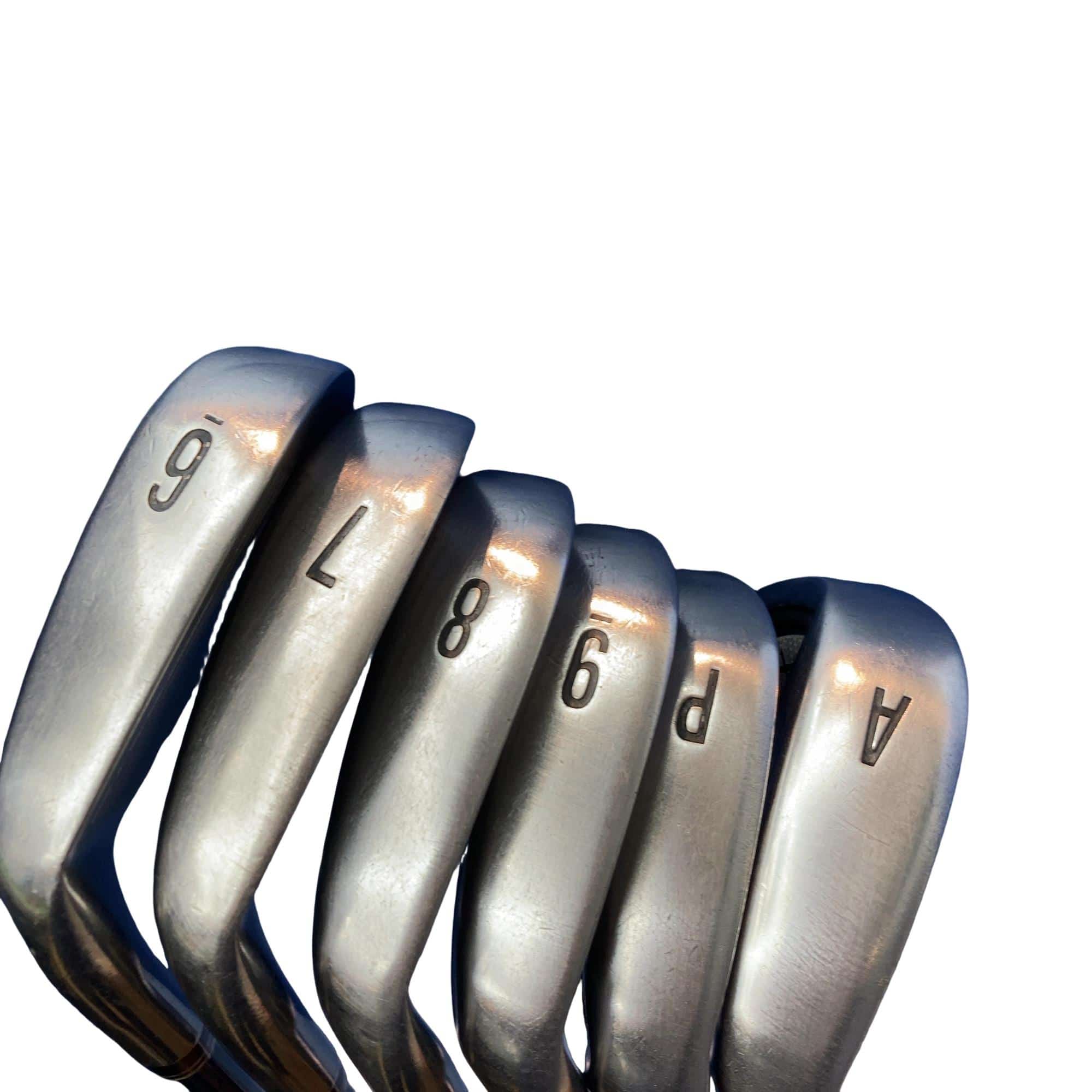 �w�w�h�n�i�Q�O�P�U�j�@�U�r�i���{���F�U�{�Z�b�g�j