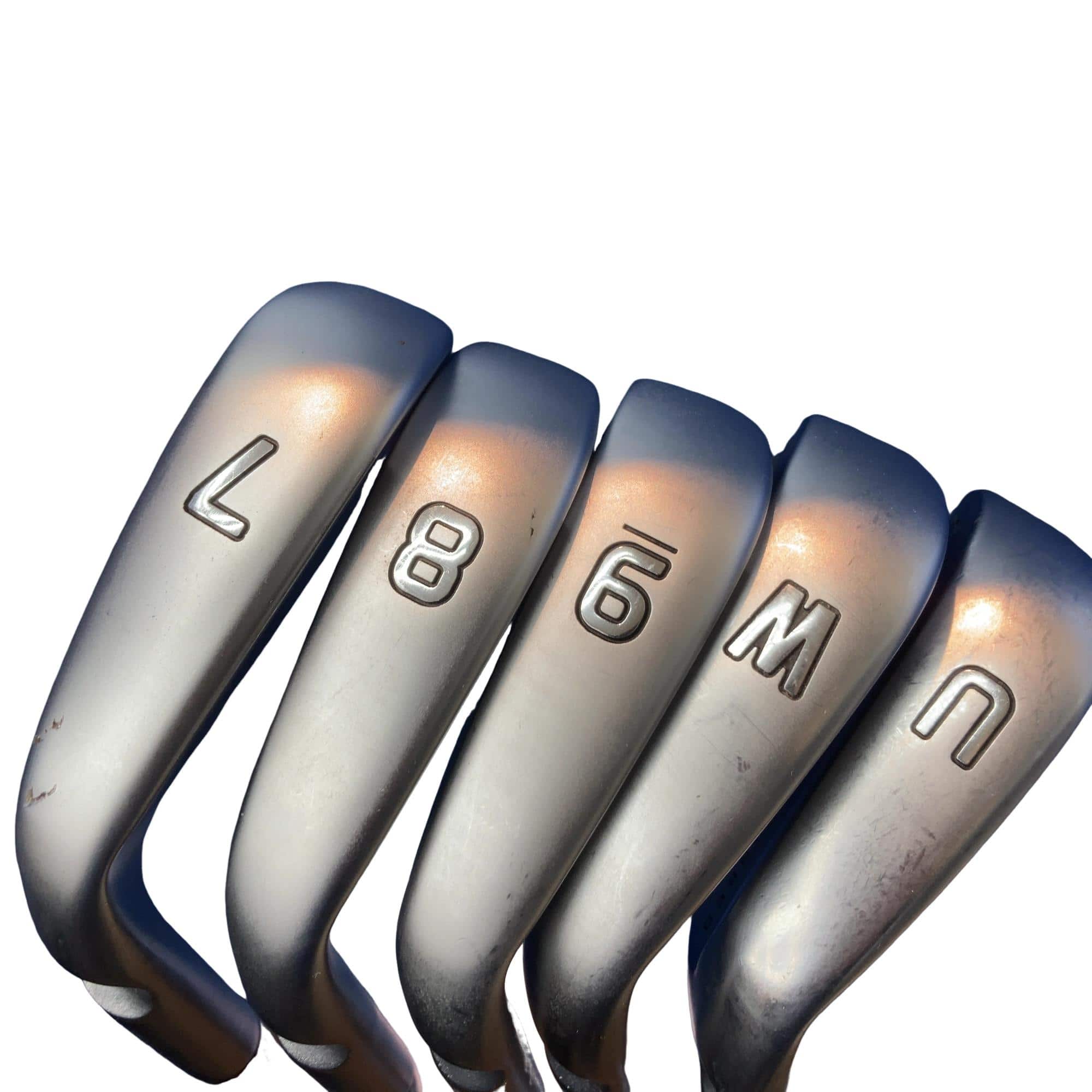 ���T�O�O�@�T�r�i���{���F�T�{�Z�b�g�j