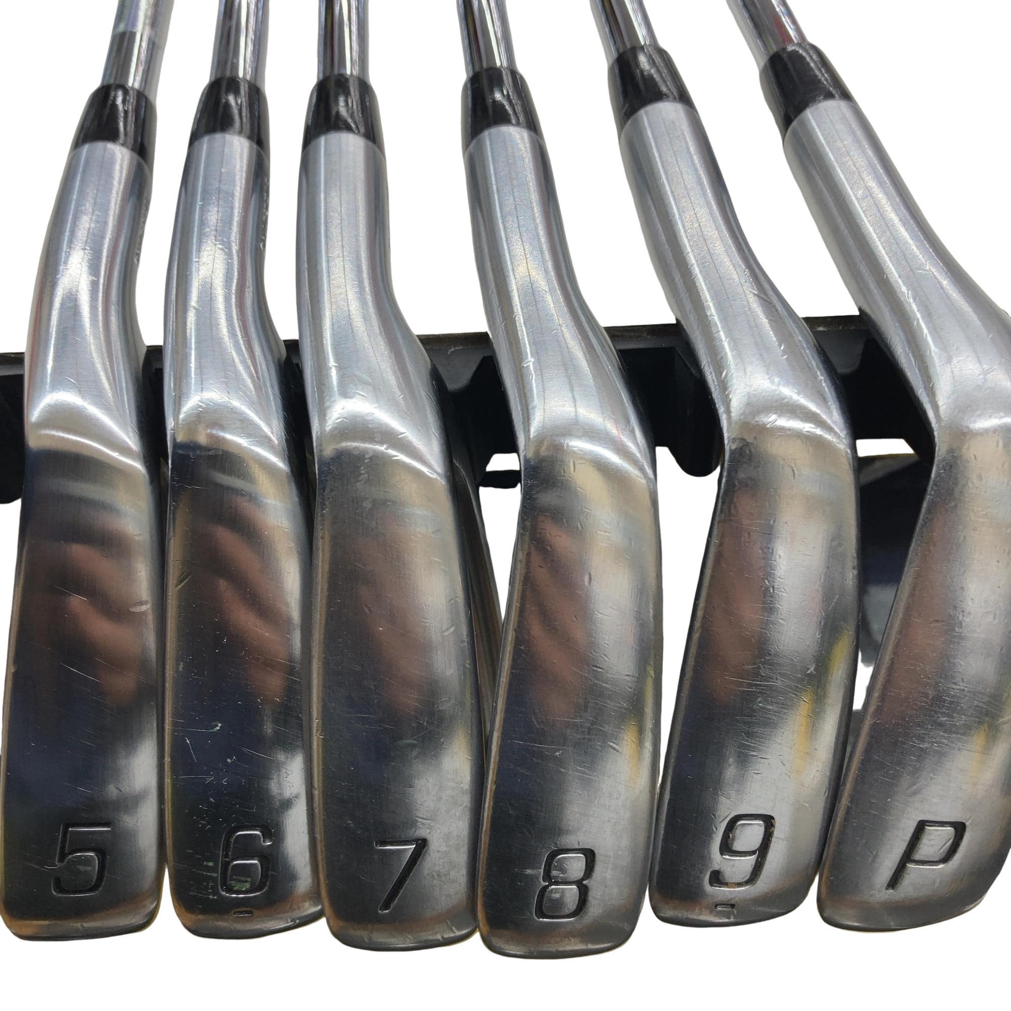 �a�q�h�c�f�d�r�s�n�m�d�@�Q�Q�Q�b�a�{�@�U�r�i���{���F�U�{�Z�b�g�j