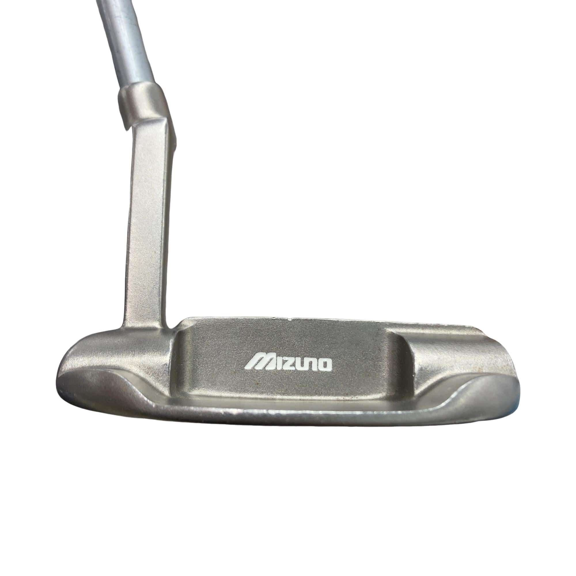 ���������i�Q�O�P�O�j�@�R�Q�C���`�@���f�B�[�X