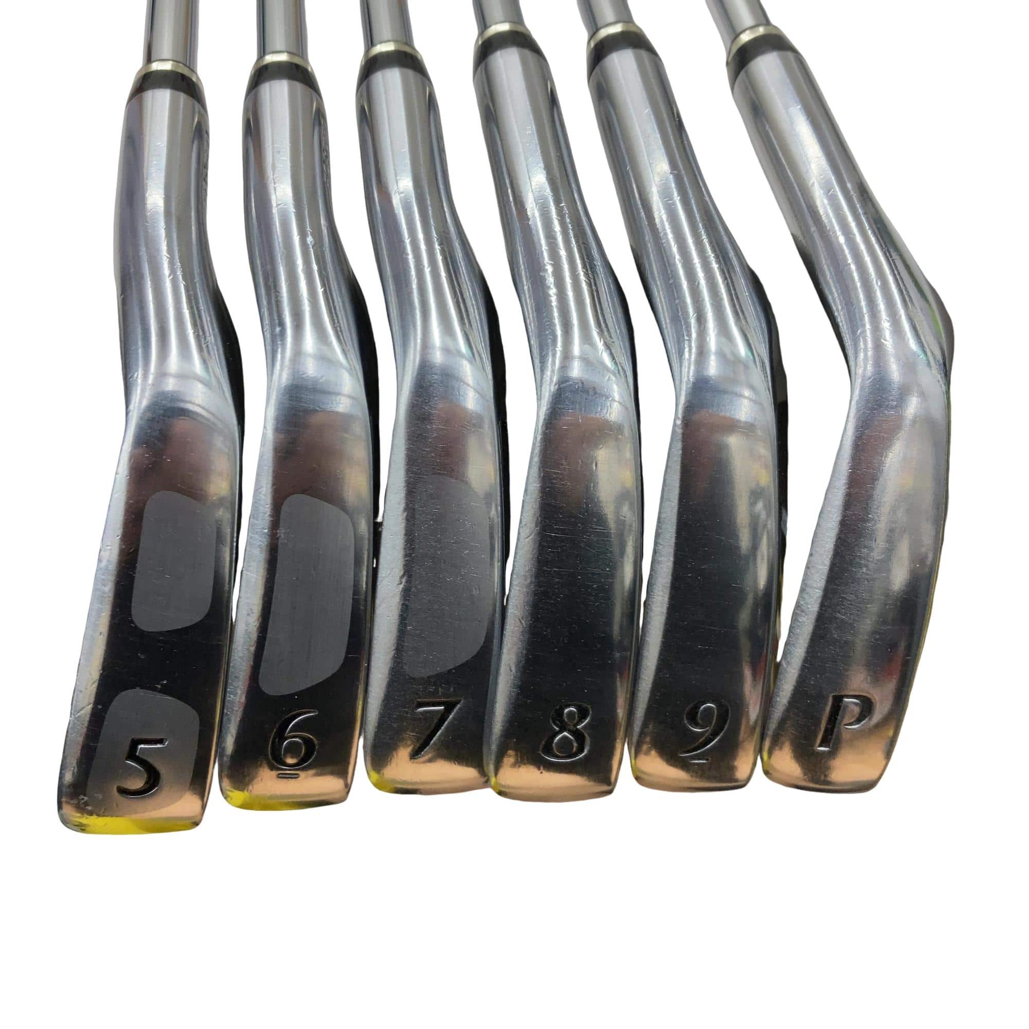 �s���������������@�u�f�R�@�U�r�i���{���F�U�{�Z�b�g�j