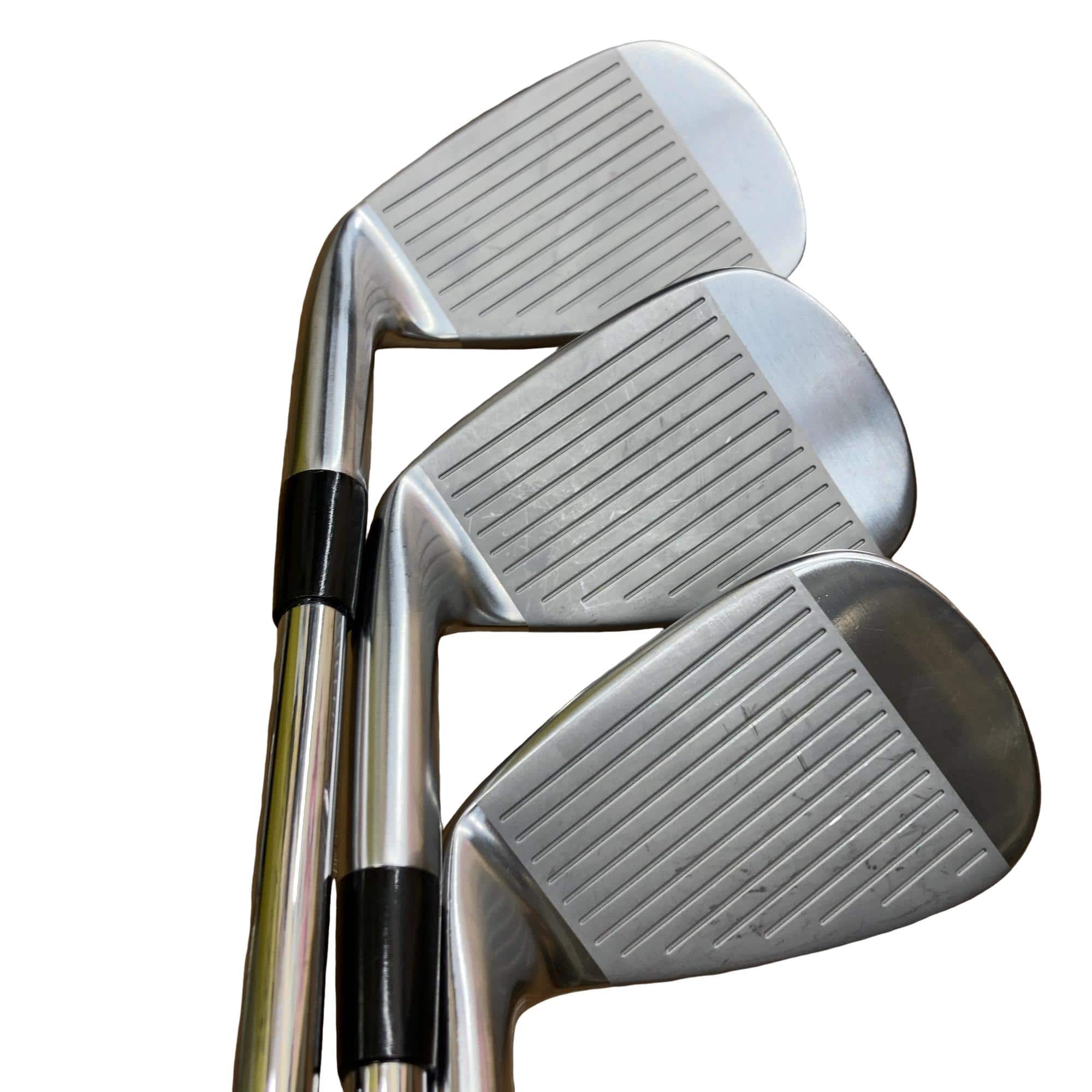 �l�����������@�o�����@�l�|�P�T�@�W�r�i���{���F�U�{�Z�b�g�j