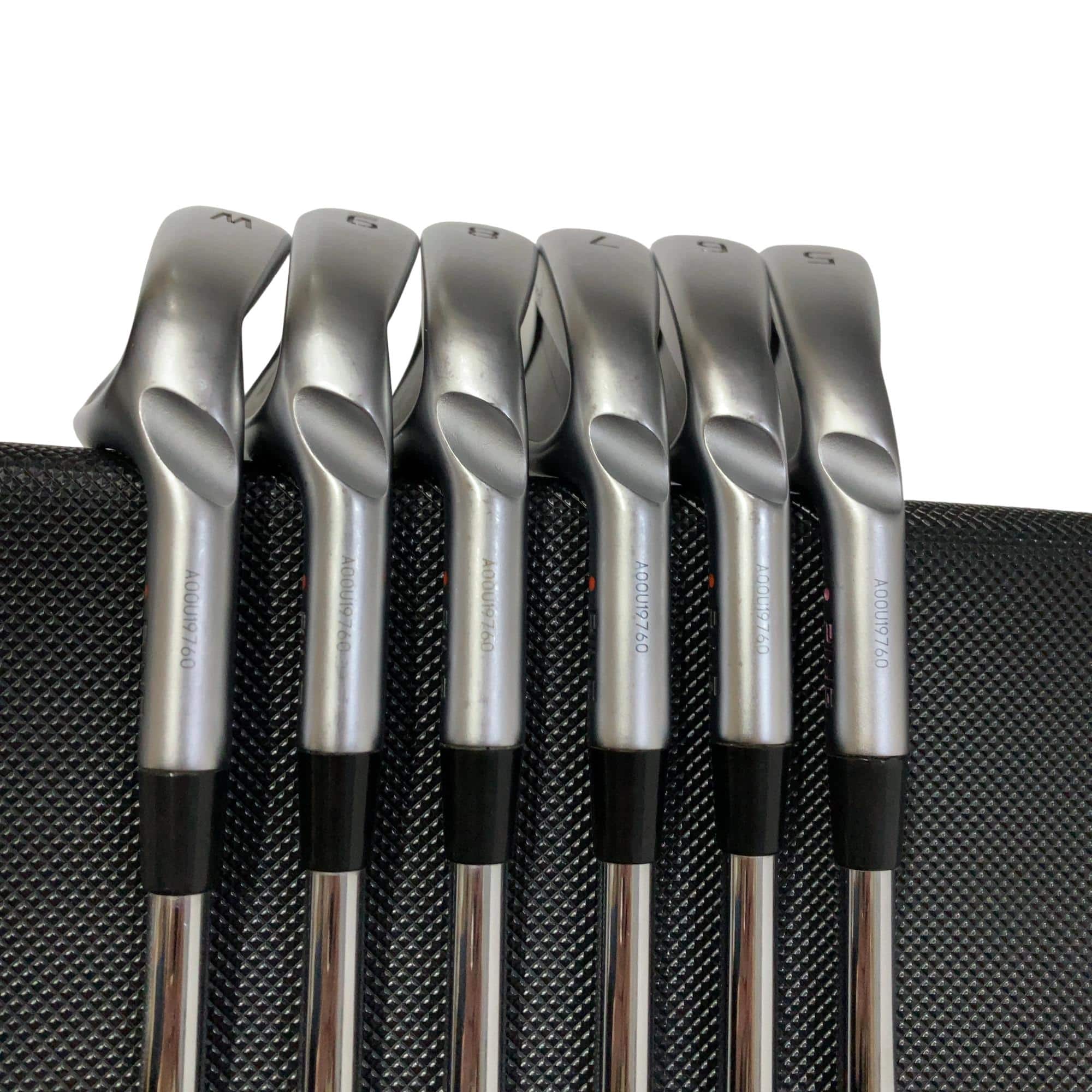 ���Q�R�O�@�U�r�i���{���F�U�{�Z�b�g�j