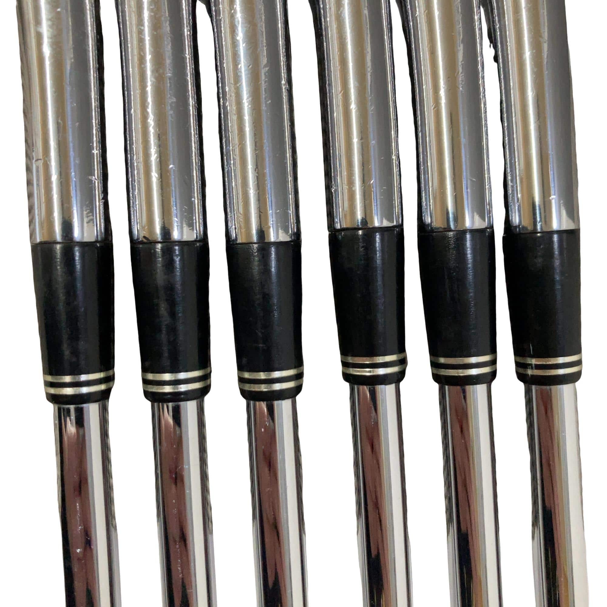 �r�q�h�w�n�m�@�y�V�Q�T�@�@�U�r�i���{���F�U�{�Z�b�g�j