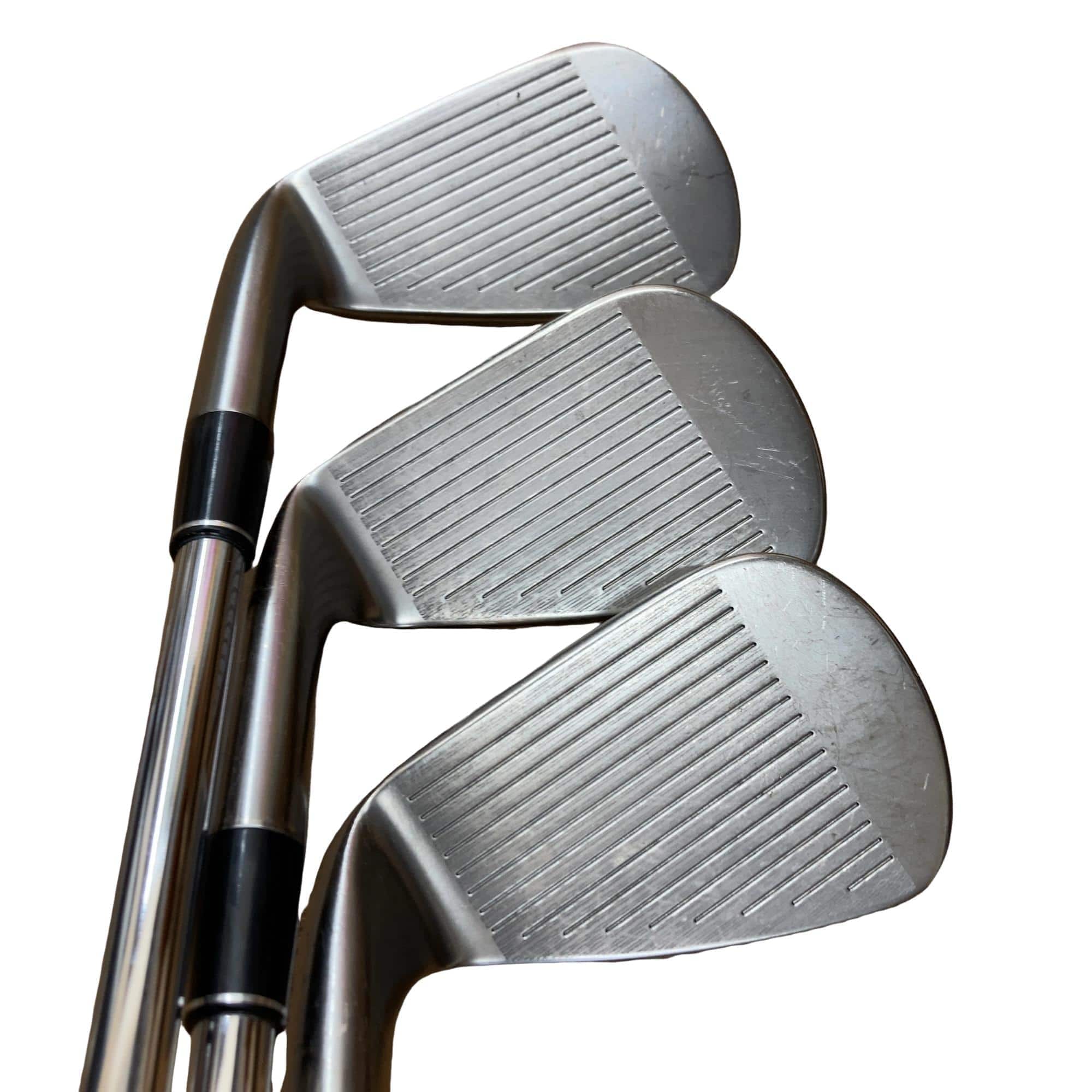 �r�q�h�w�n�m�@�y�w���T�@�u���b�N�@�U�r�i���{���F�U�{�Z�b�g�j