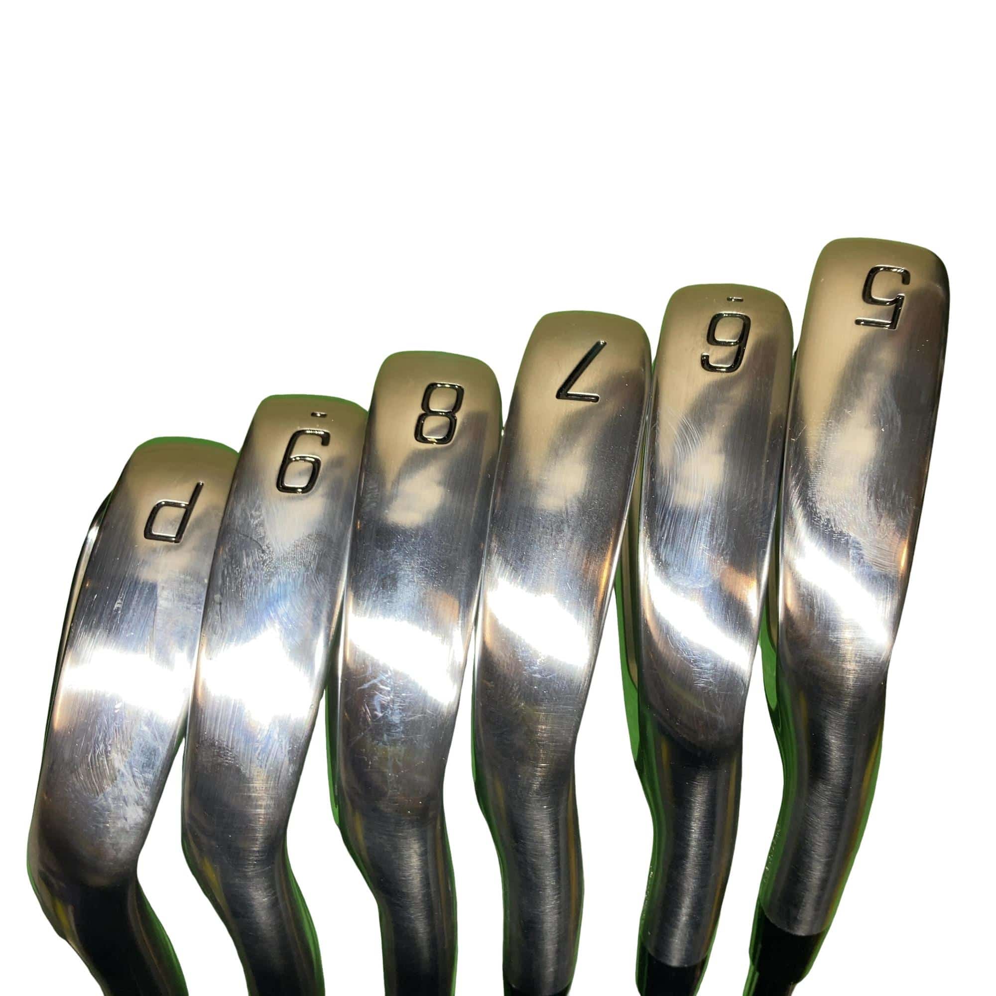 �a�q�h�c�f�d�r�s�n�m�d�@�Q�S�Q�b�a�{�@�U�r�i���{���F�U�{�Z�b�g�j