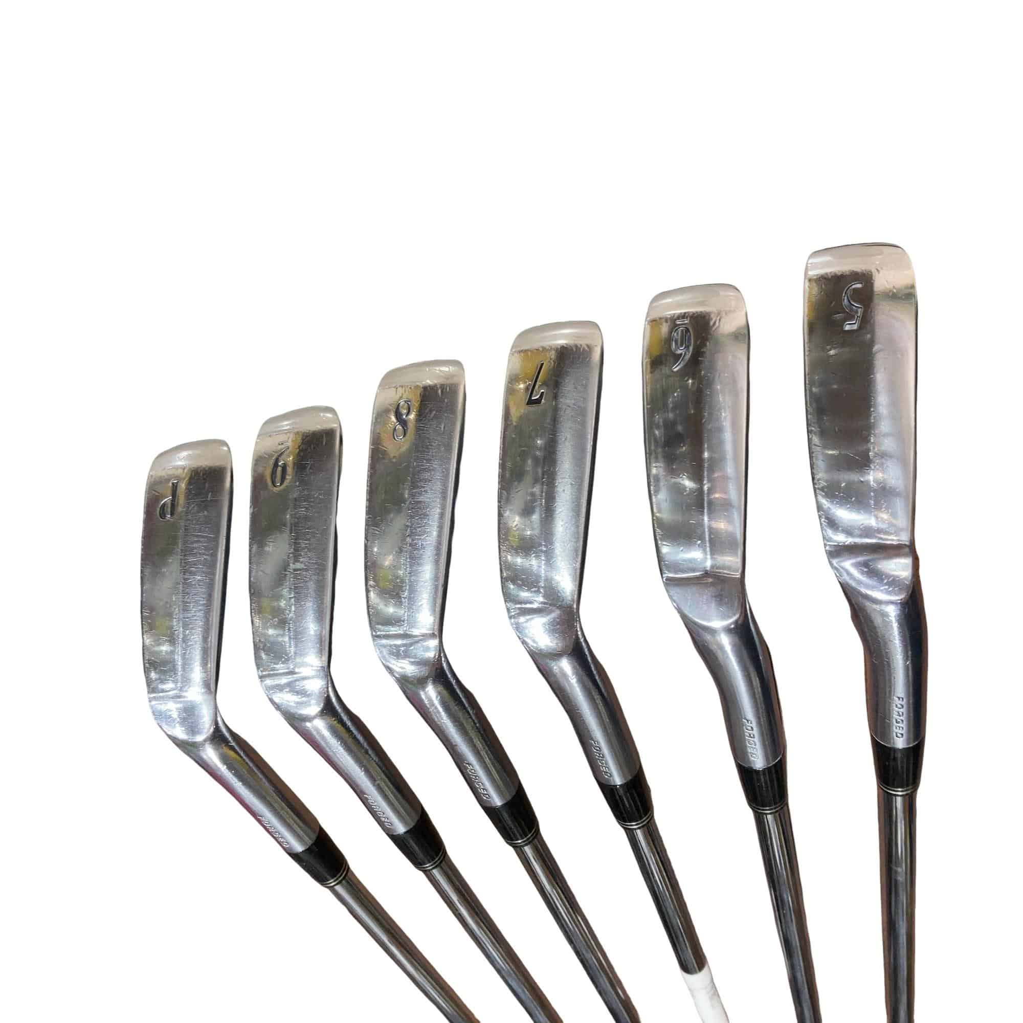 �r�q�h�w�n�m�@�y�T�S�T�@�@�U�r�i���{���F�U�{�Z�b�g�j