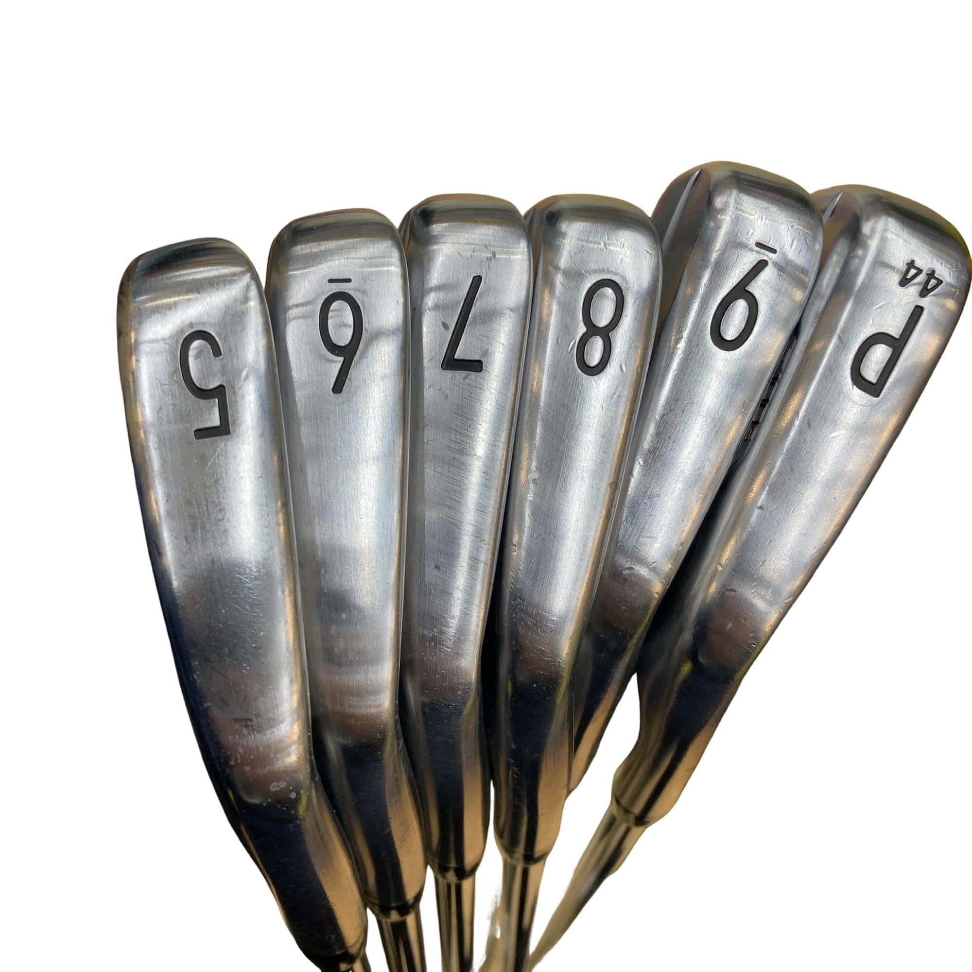 �s���������������@�s�P�O�O�r�i�Q�O�Q�P�j�@�U�r�i���{���F�U�{�Z�b�g�j