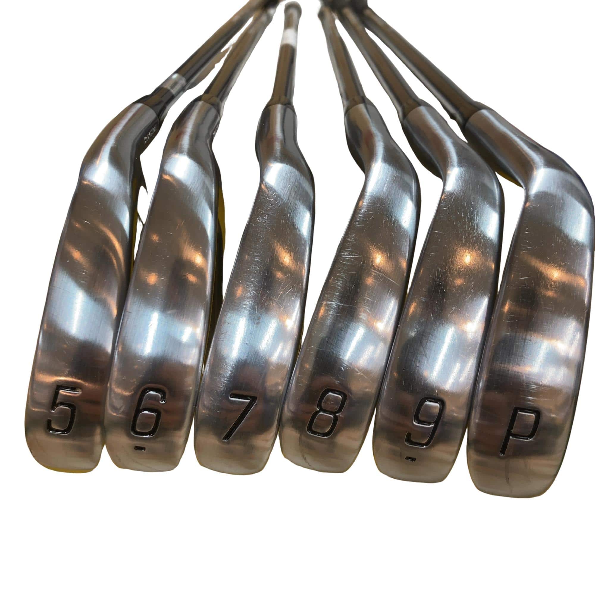 �a�q�h�c�f�d�r�s�n�m�d�@�Q�S�Q�b�a�{�@�U�r�i���{���F�U�{�Z�b�g�j