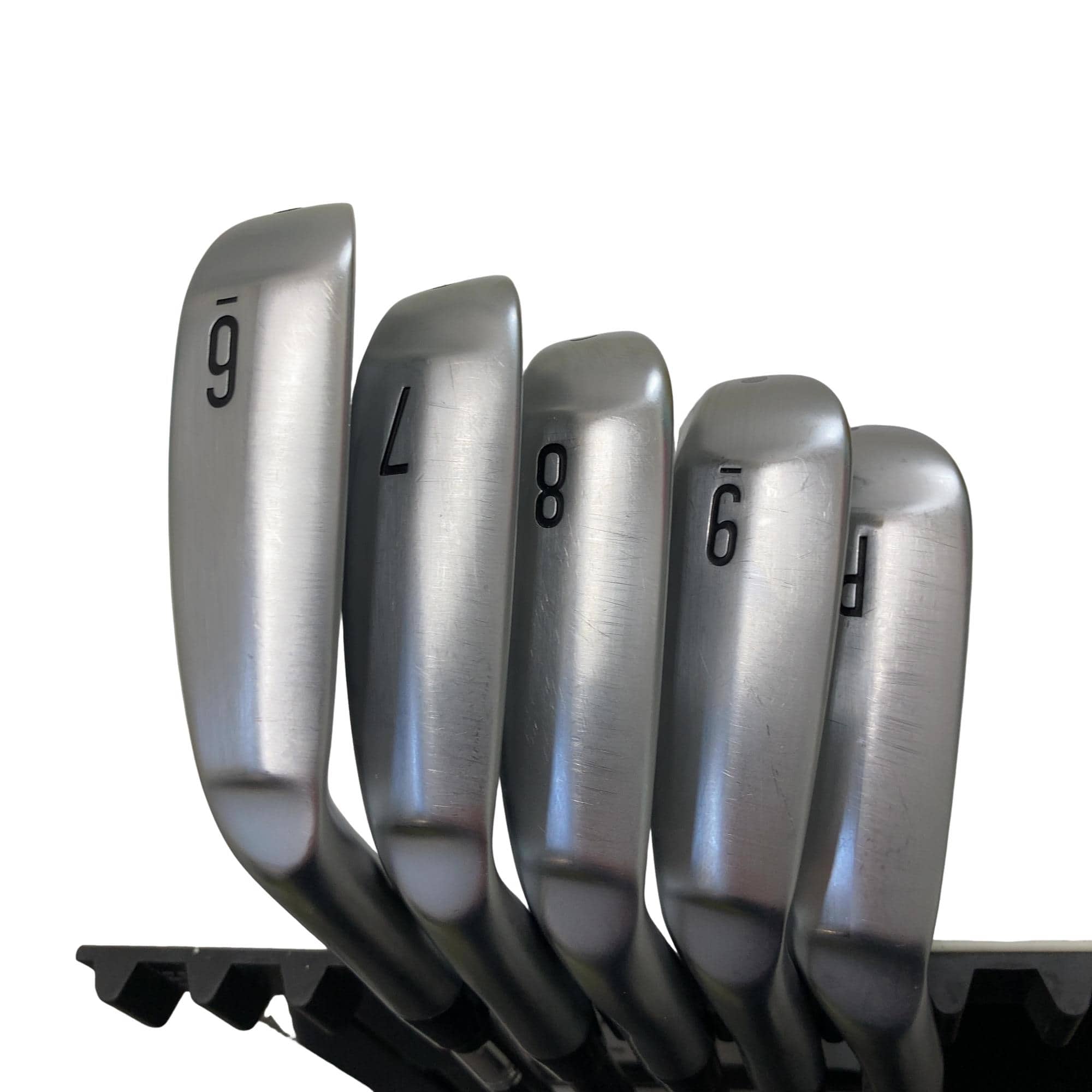 rqhwnm@ywS@Tri{FT{Zbgj