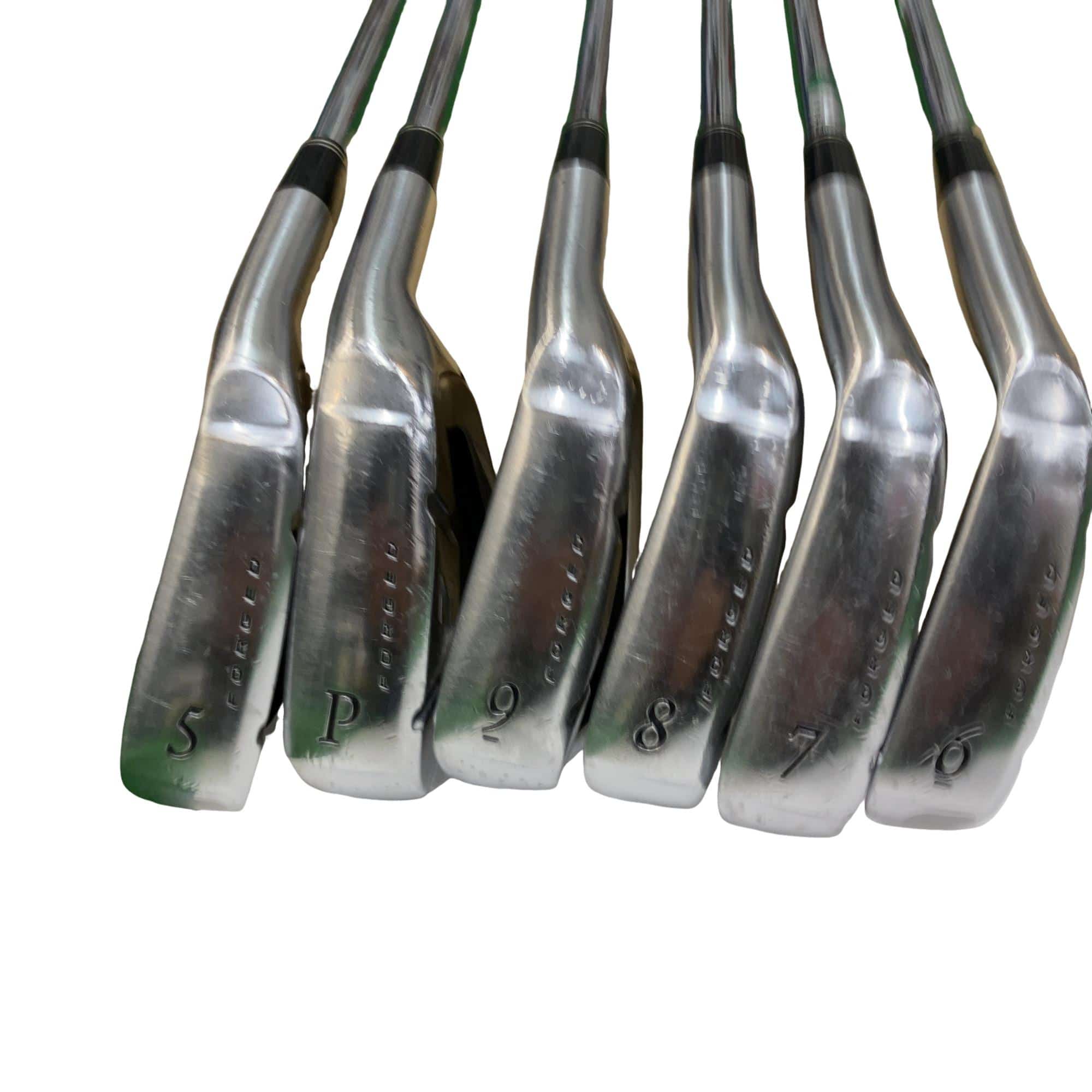 �r�q�h�w�n�m�@�y�T�Q�T�@�@�U�r�i���{���F�U�{�Z�b�g�j