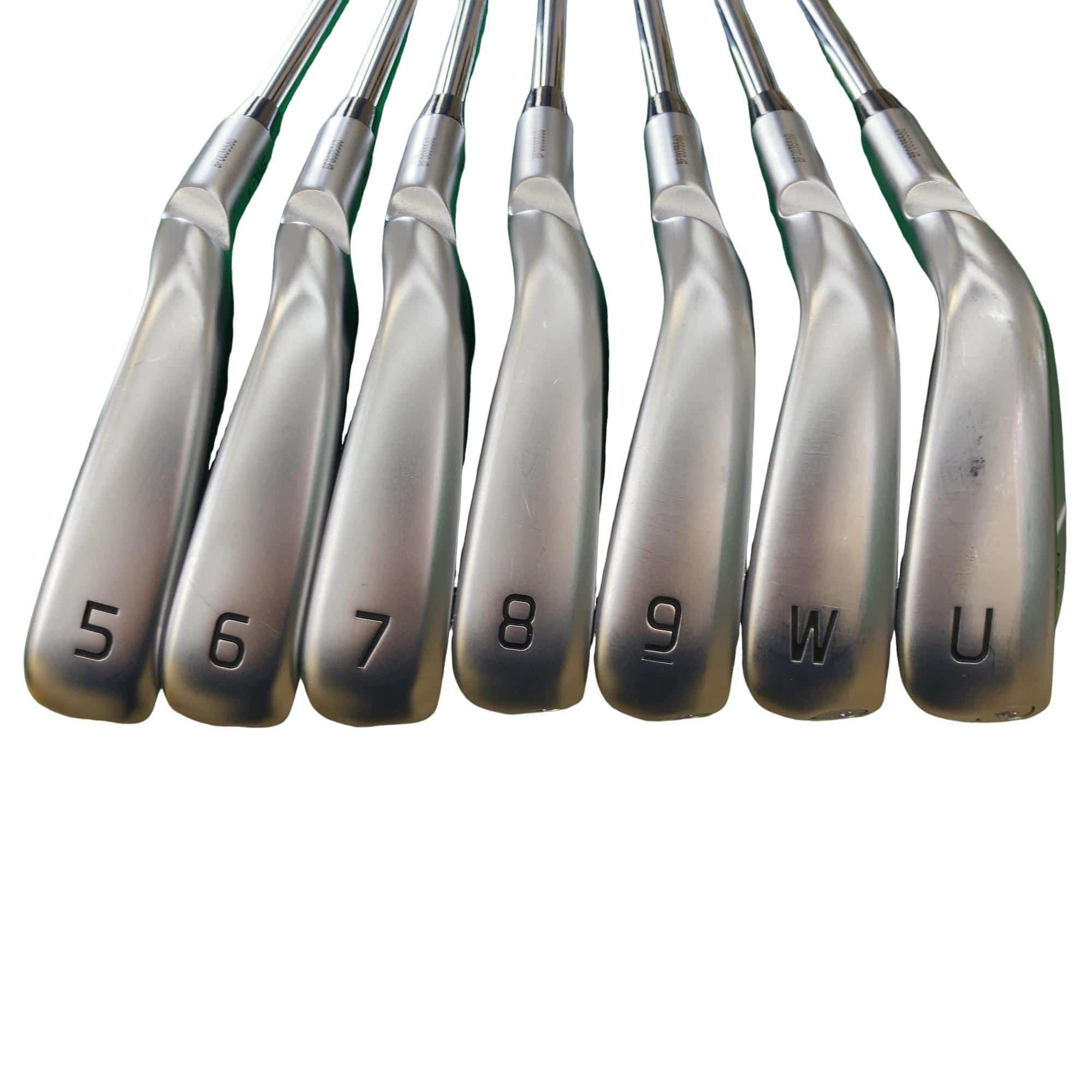 ���T�R�O�@�W�r�i���{���F�V�{�Z�b�g�j