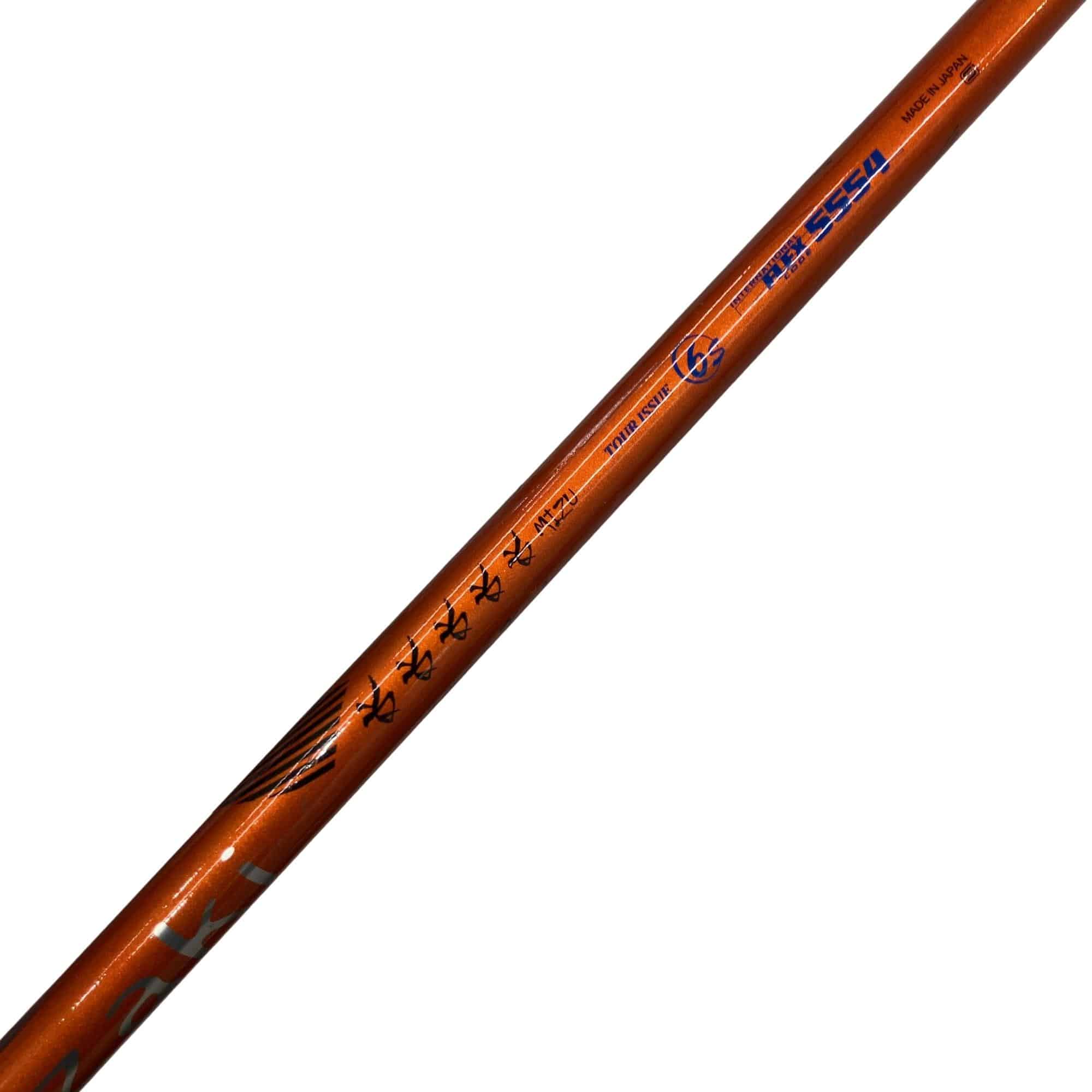 �r�q�h�w�n�m�@�y�@�e�U�T�@�S�v