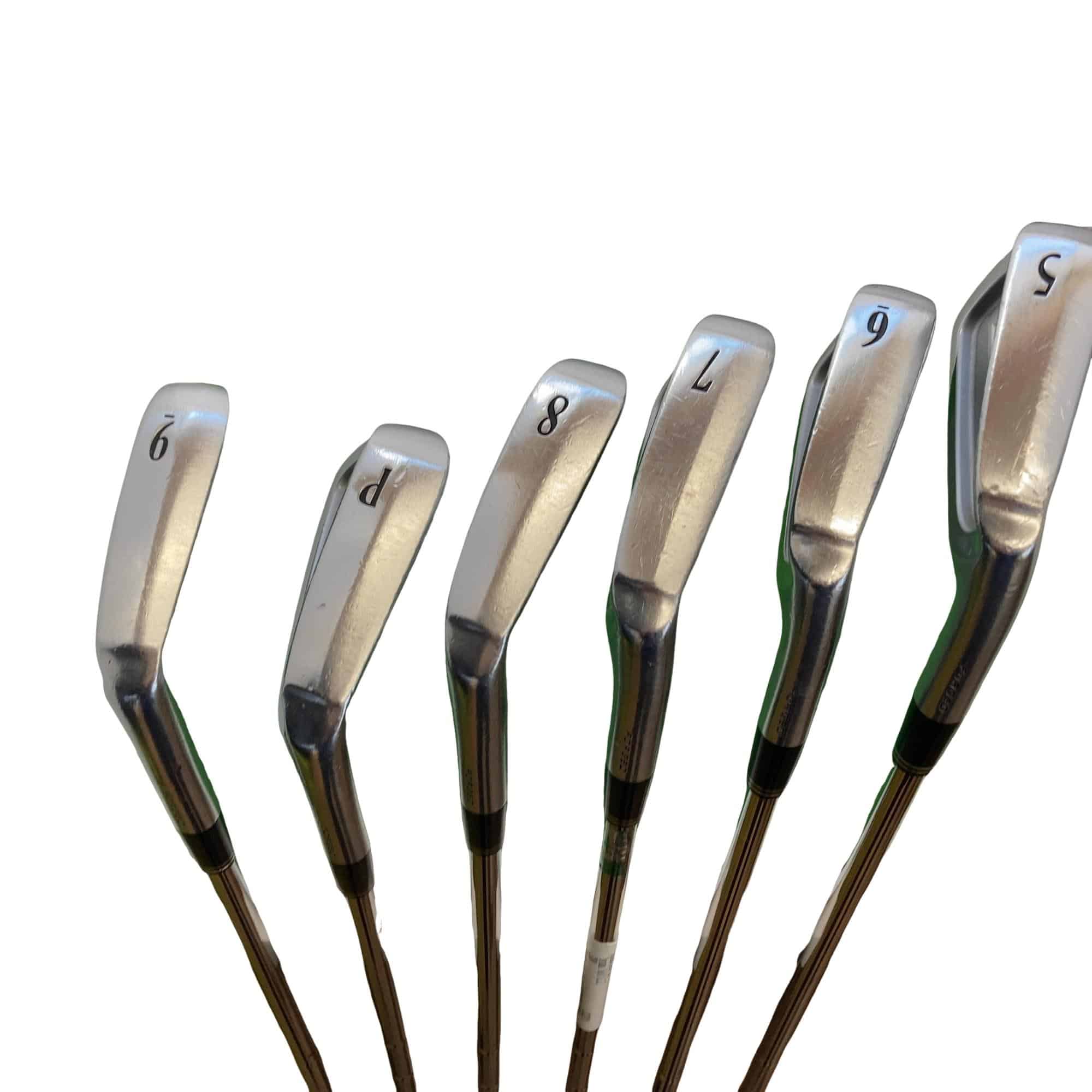 �r�q�h�w�n�m�@�y�V�S�T�@�@�U�r�i���{���F�U�{�Z�b�g�j