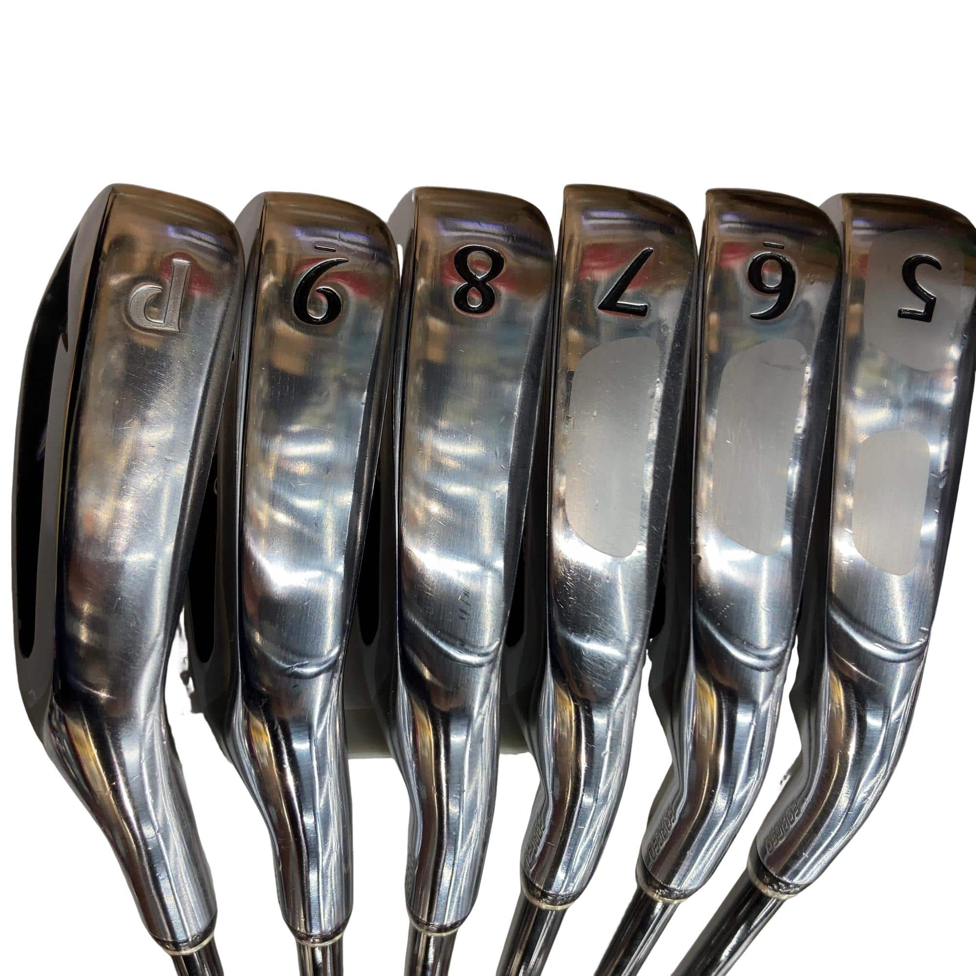 �s���������������@�u�f�R�@�U�r�i���{���F�U�{�Z�b�g�j