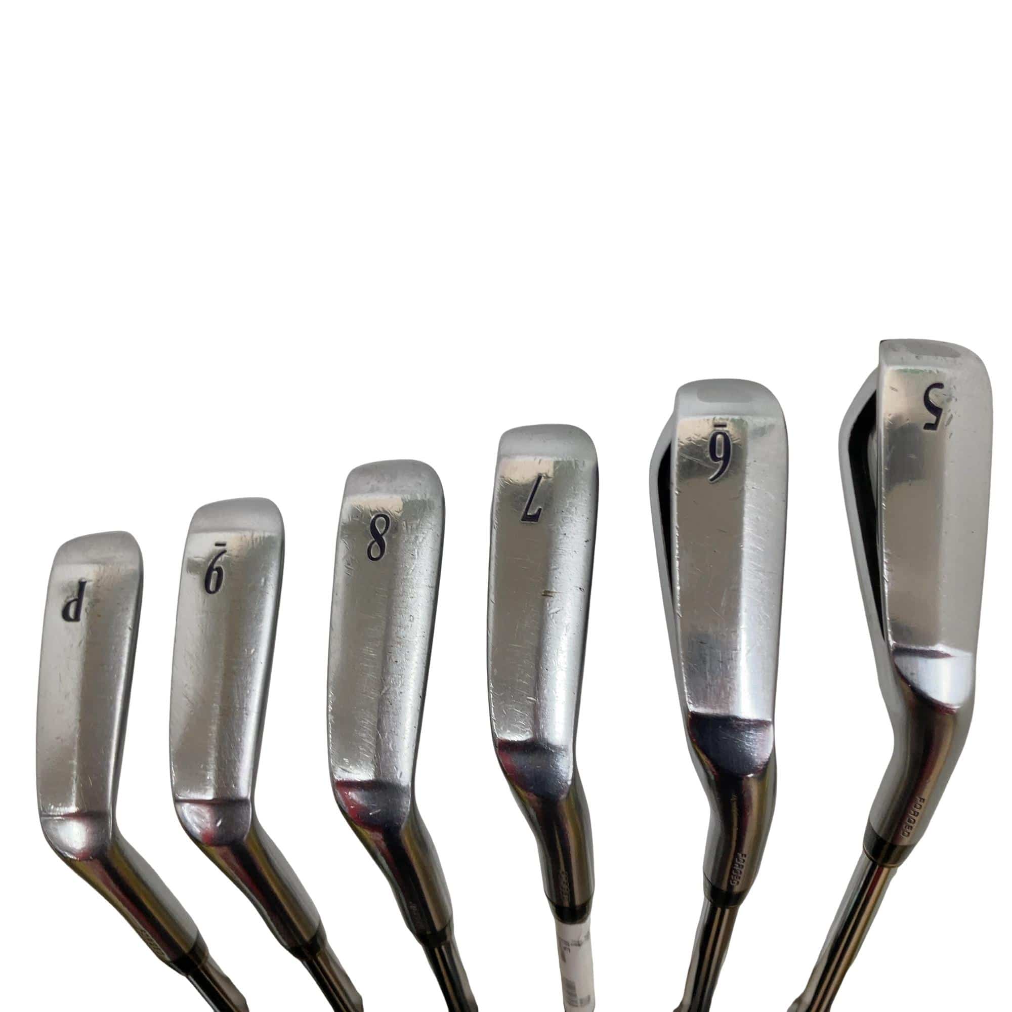 �r�q�h�w�n�m�@�y�T�S�T�@�@�U�r�i���{���F�U�{�Z�b�g�j