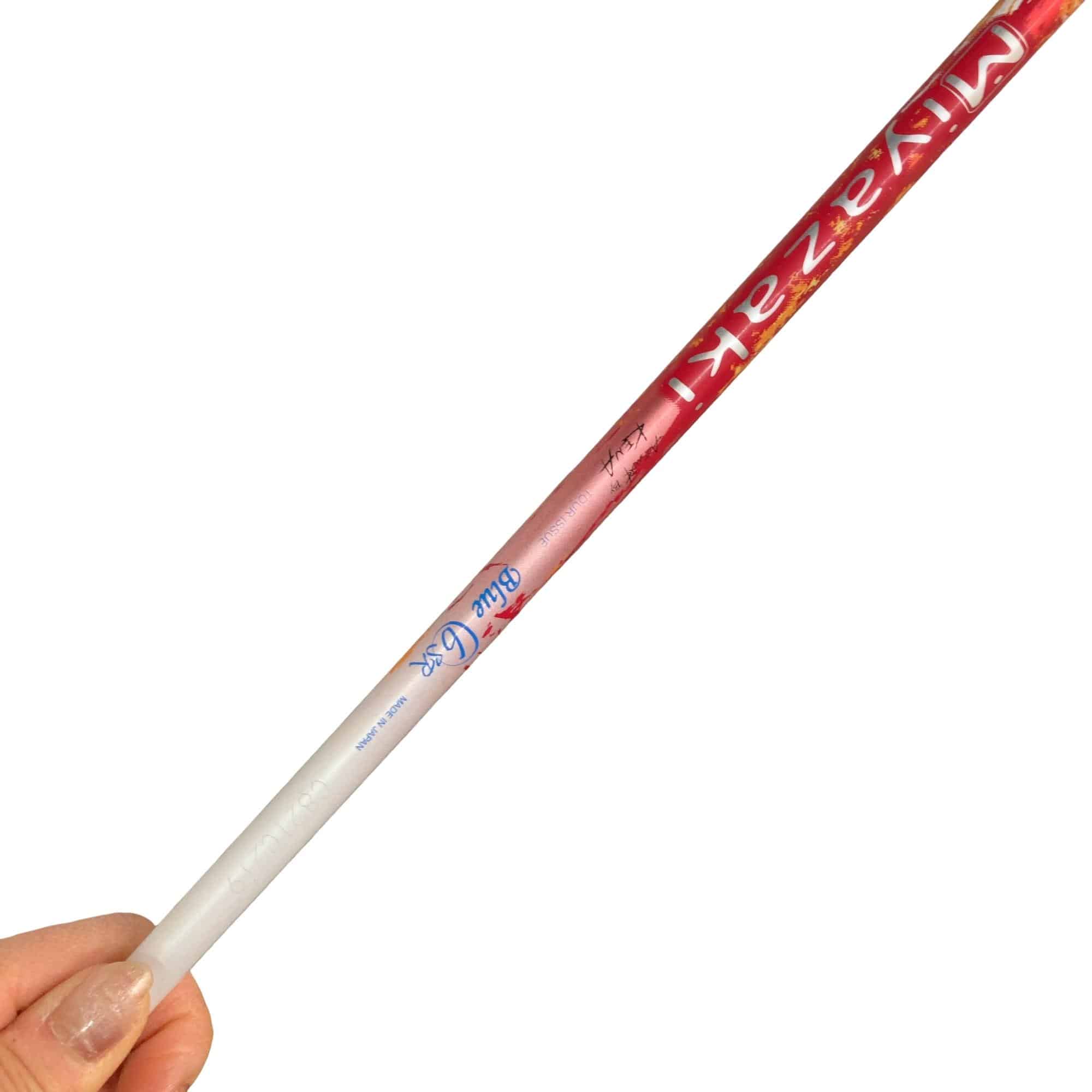 �r�q�h�w�n�m�@�y�T�Q�T�@�T�v