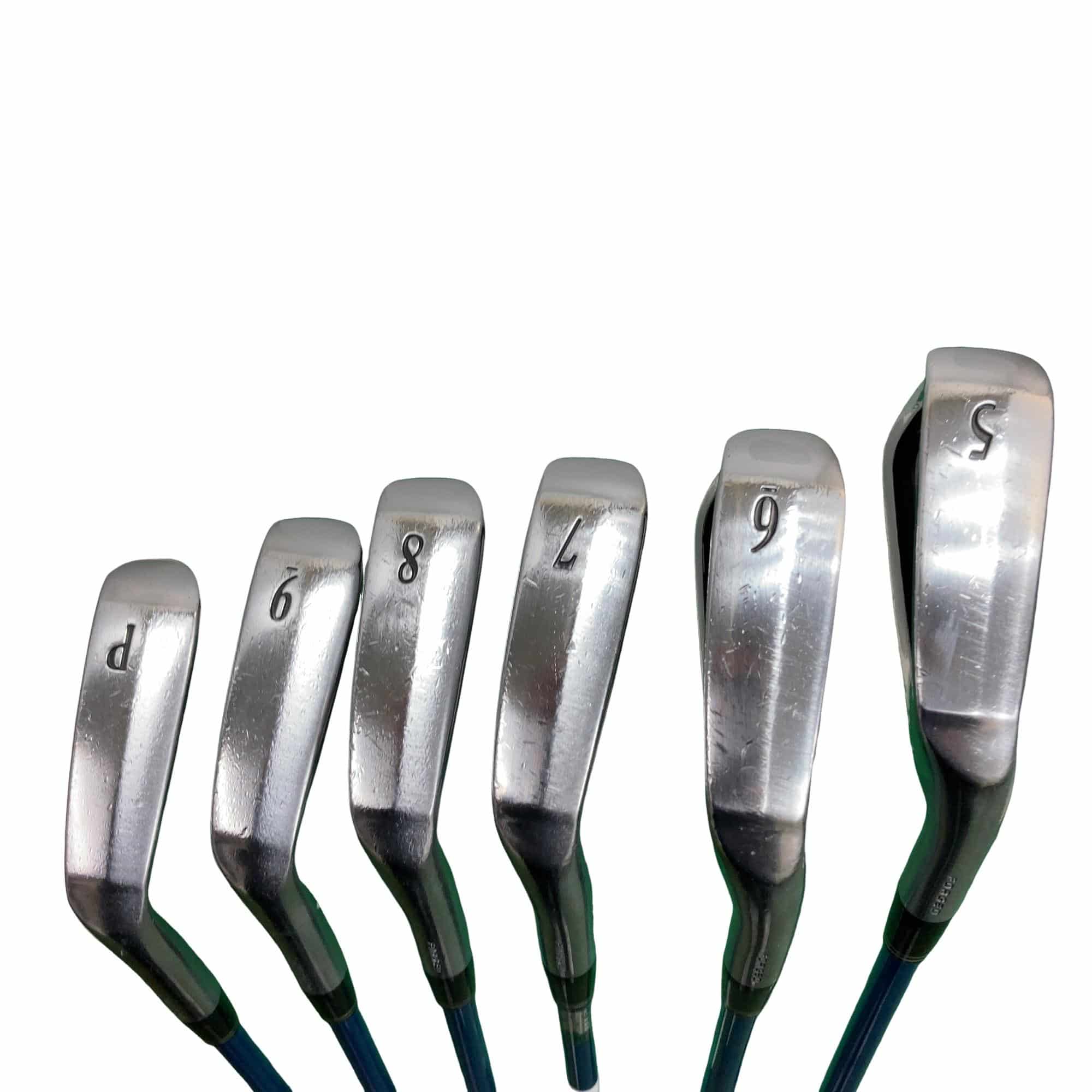 �r�q�h�w�n�m�@�y�T�S�T�@�@�U�r�i���{���F�U�{�Z�b�g�j