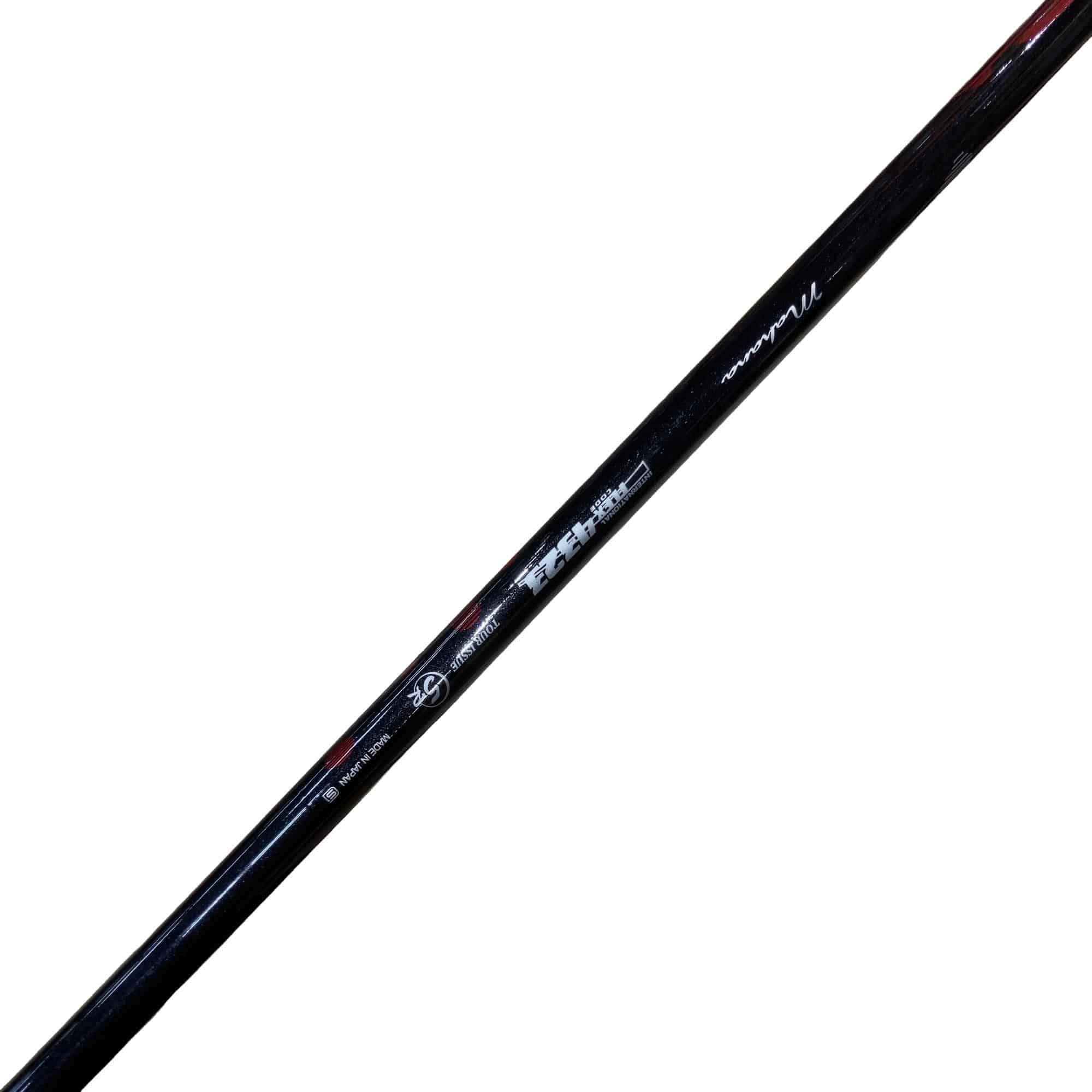 �r�q�h�w�n�m�@�y�@�e�W�T�@�R�v