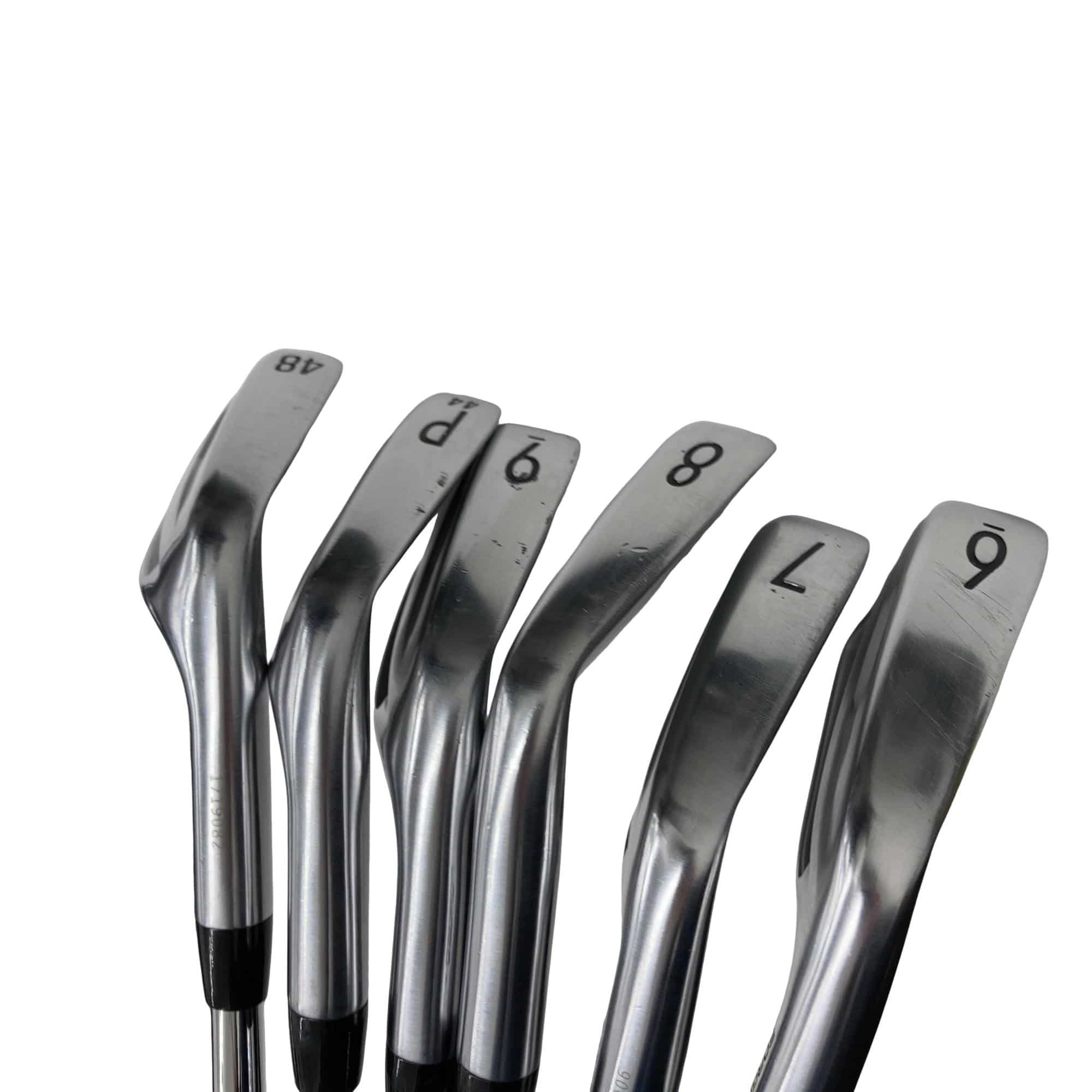 �s���������������@�s�P�O�O�r�i�Q�O�Q�P�j�@�U�r�i���{���F�U�{�Z�b�g�j