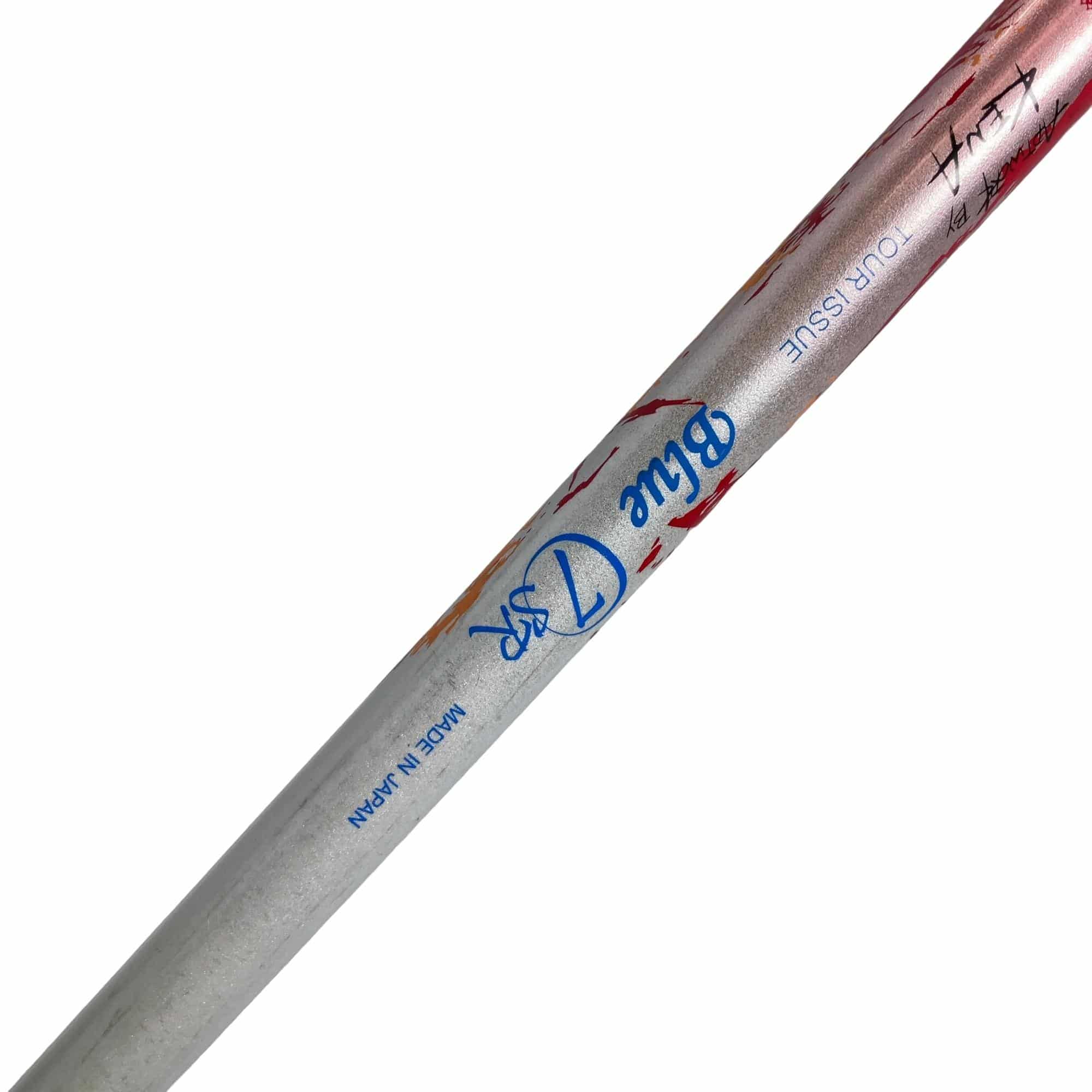 �r�q�h�w�n�m�@�y�@�g�����������@�t�S