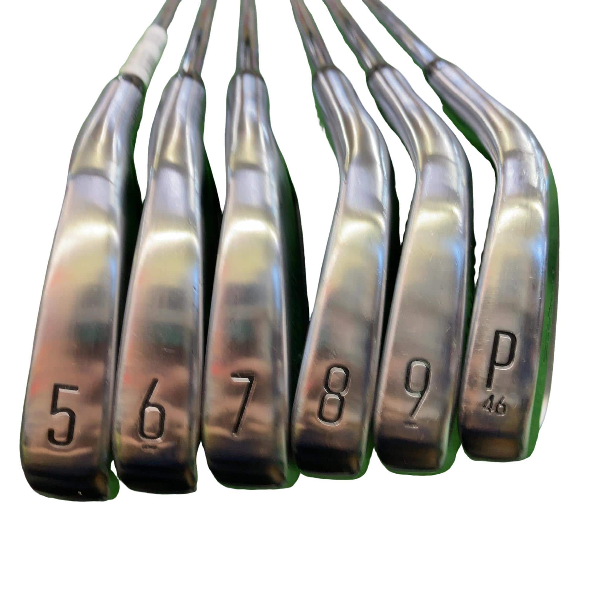 �s���������������@�s�P�O�O�i�Q�O�Q�R�j�@�U�r�i���{���F�U�{�Z�b�g�j