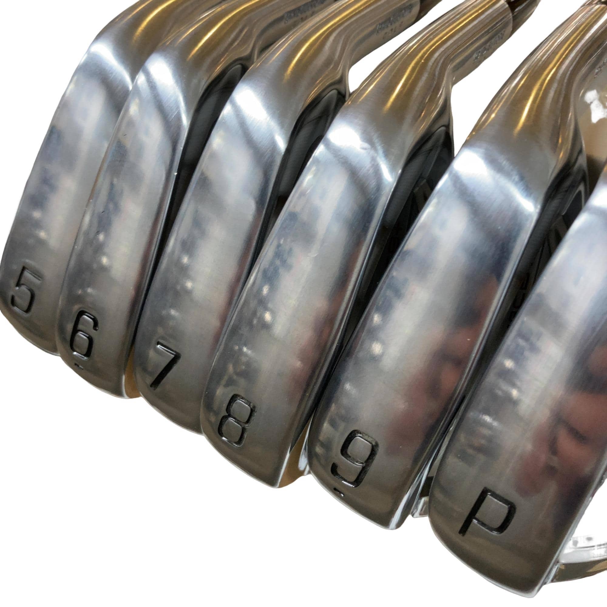 �a�q�h�c�f�d�r�s�n�m�d�@�Q�S�Q�b�a�{�@�U�r�i���{���F�U�{�Z�b�g�j