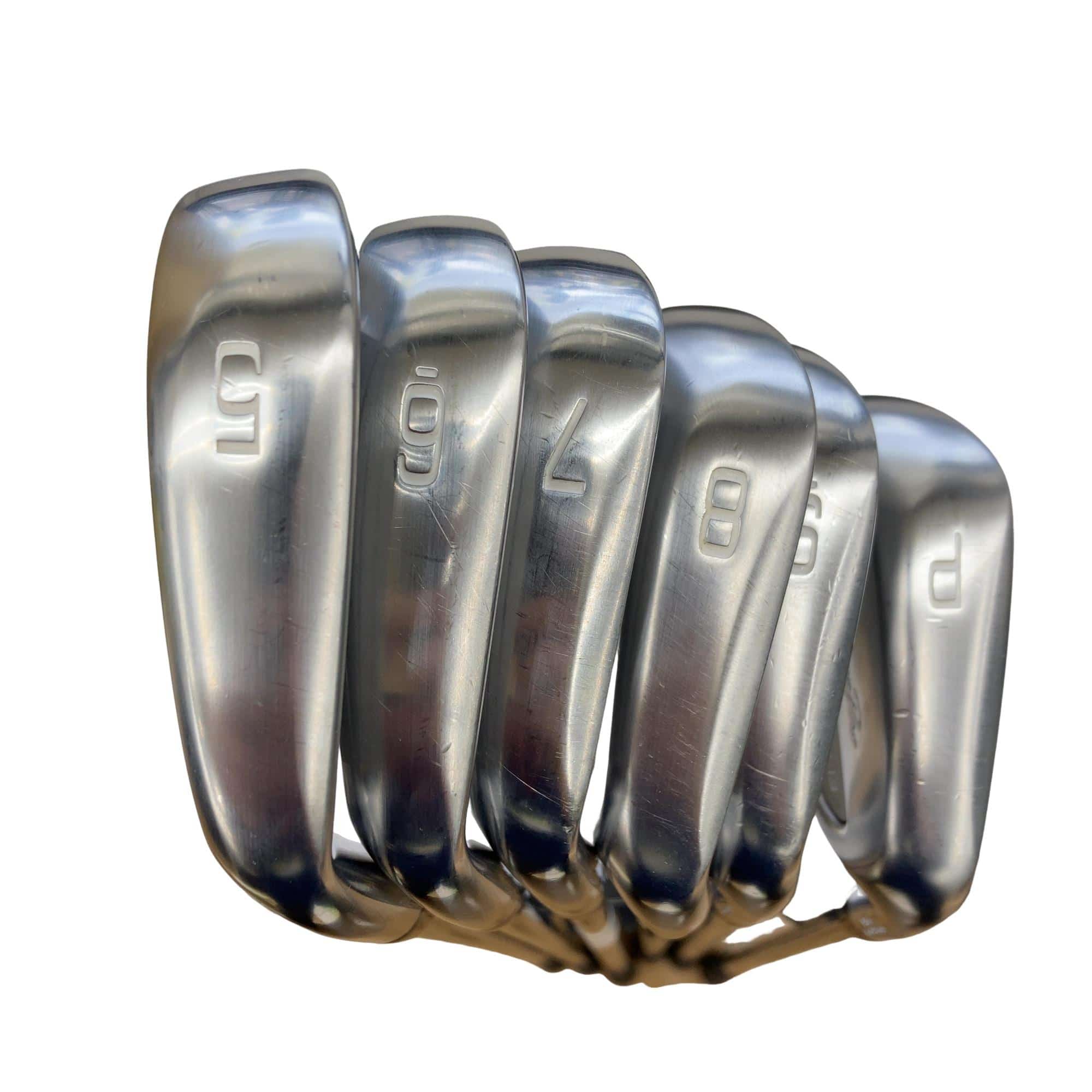 �l�����������@�o�����@�l�|�P�R�@�U�r�i���{���F�U�{�Z�b�g�j