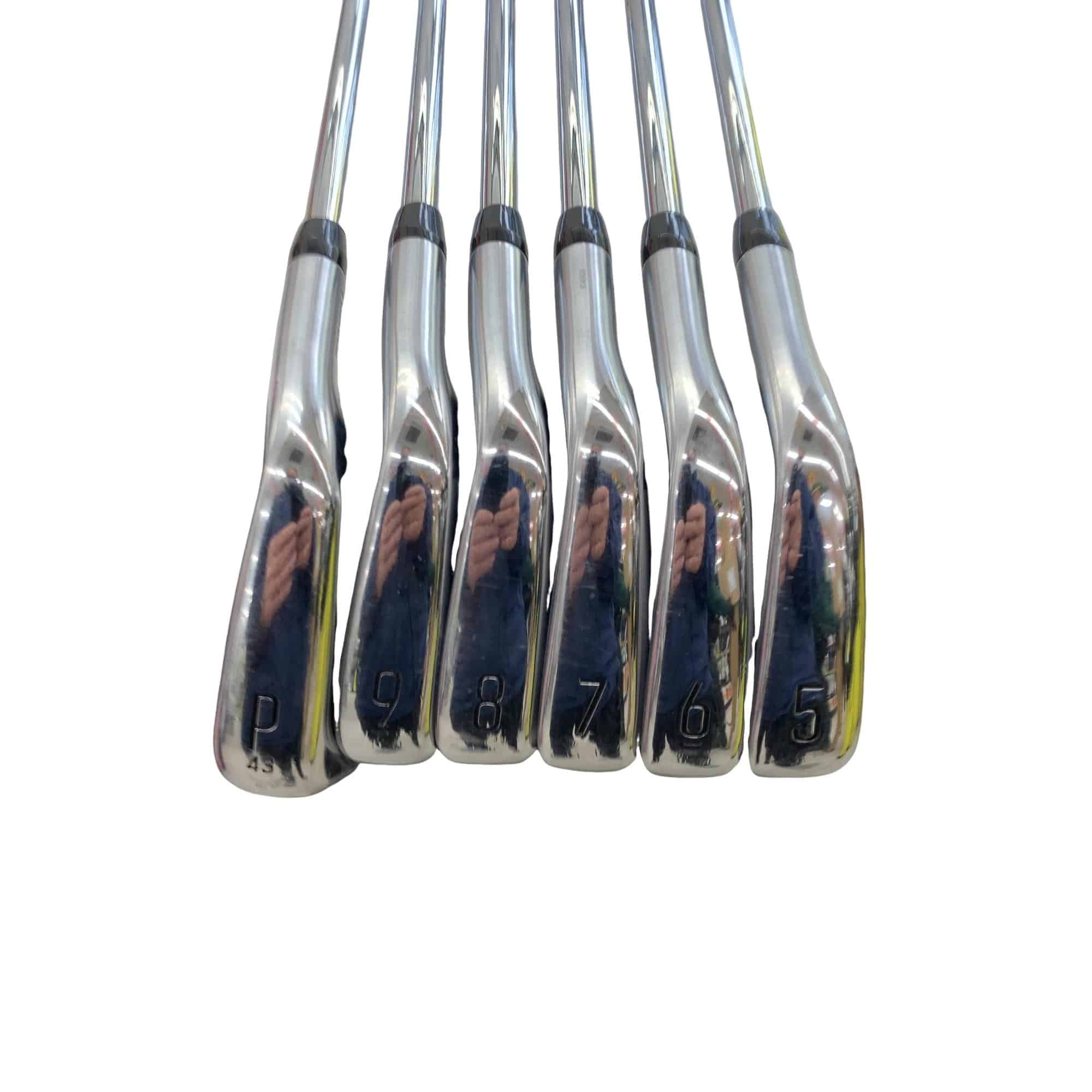 �s���������������@�s�Q�O�O�i�Q�O�Q�R�j�@�U�r�i���{���F�U�{�Z�b�g�j