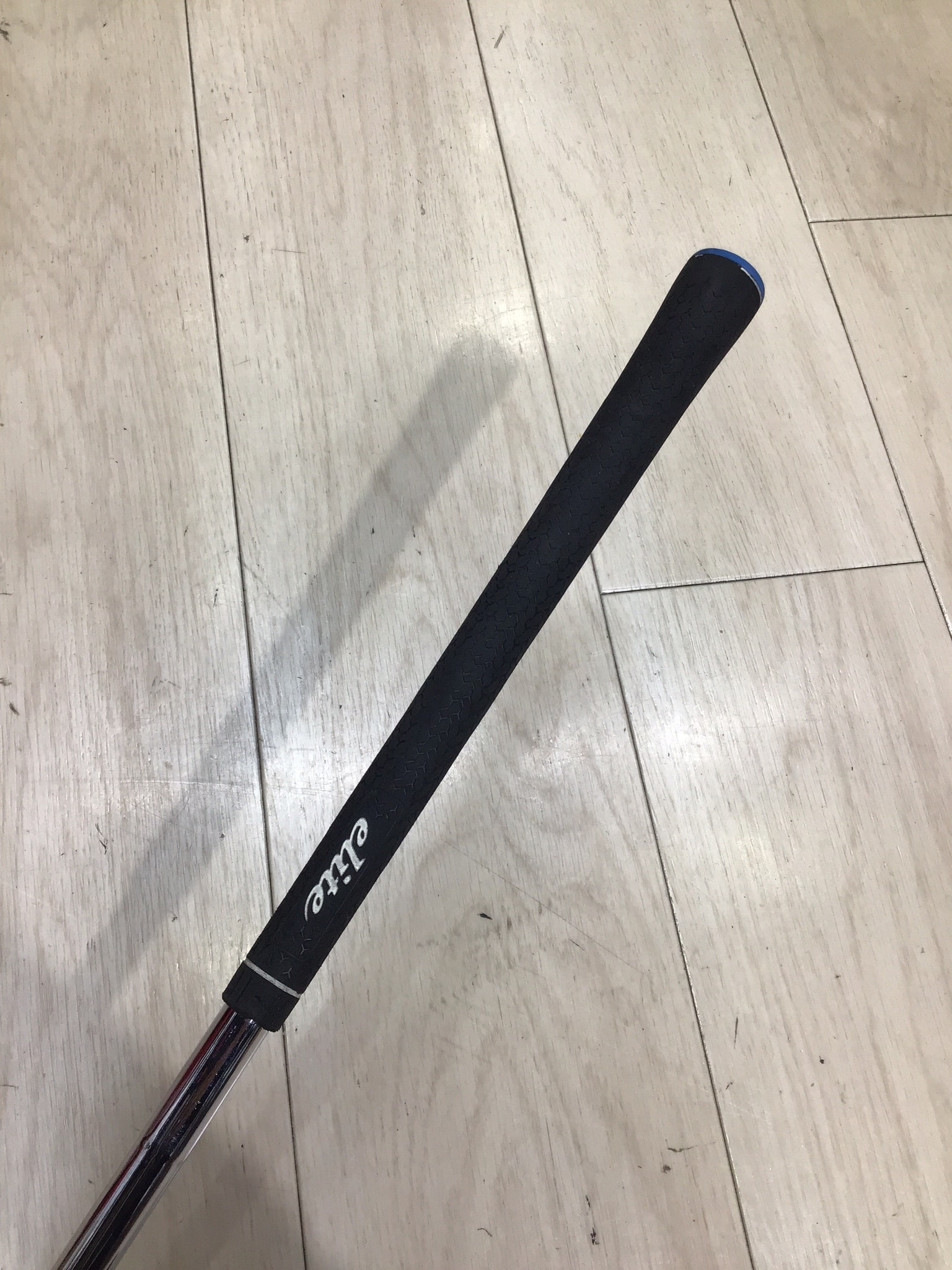 �r�q�h�w�n�m�@�y�|�e�n�q�f�d�c�@�U�r�i���{���F�U�{�Z�b�g�j