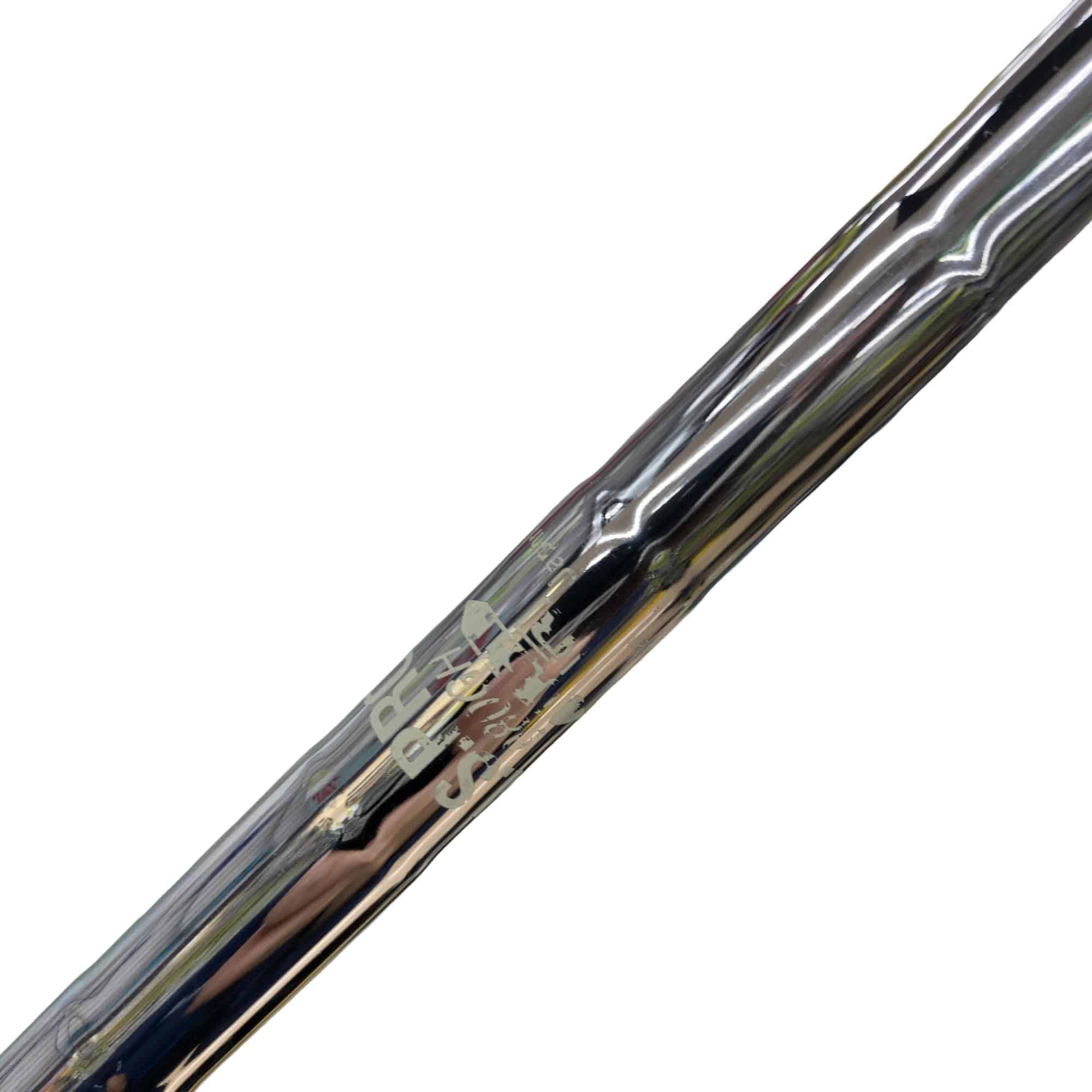 �r�q�h�w�n�m�@�y�T�S�T�@���S