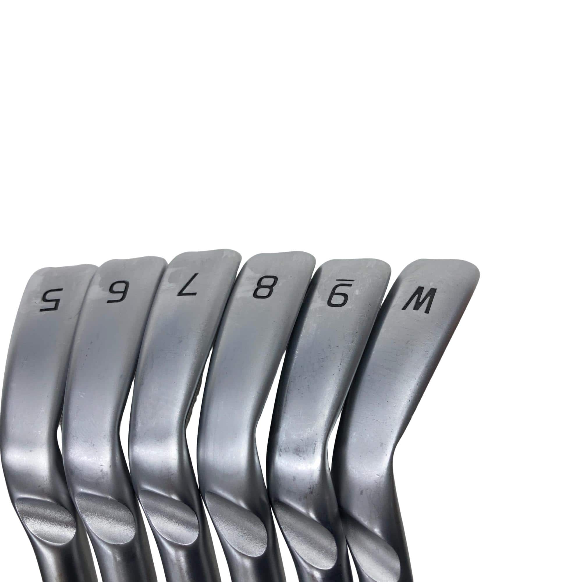 ���Q�R�O�@�U�r�i���{���F�U�{�Z�b�g�j