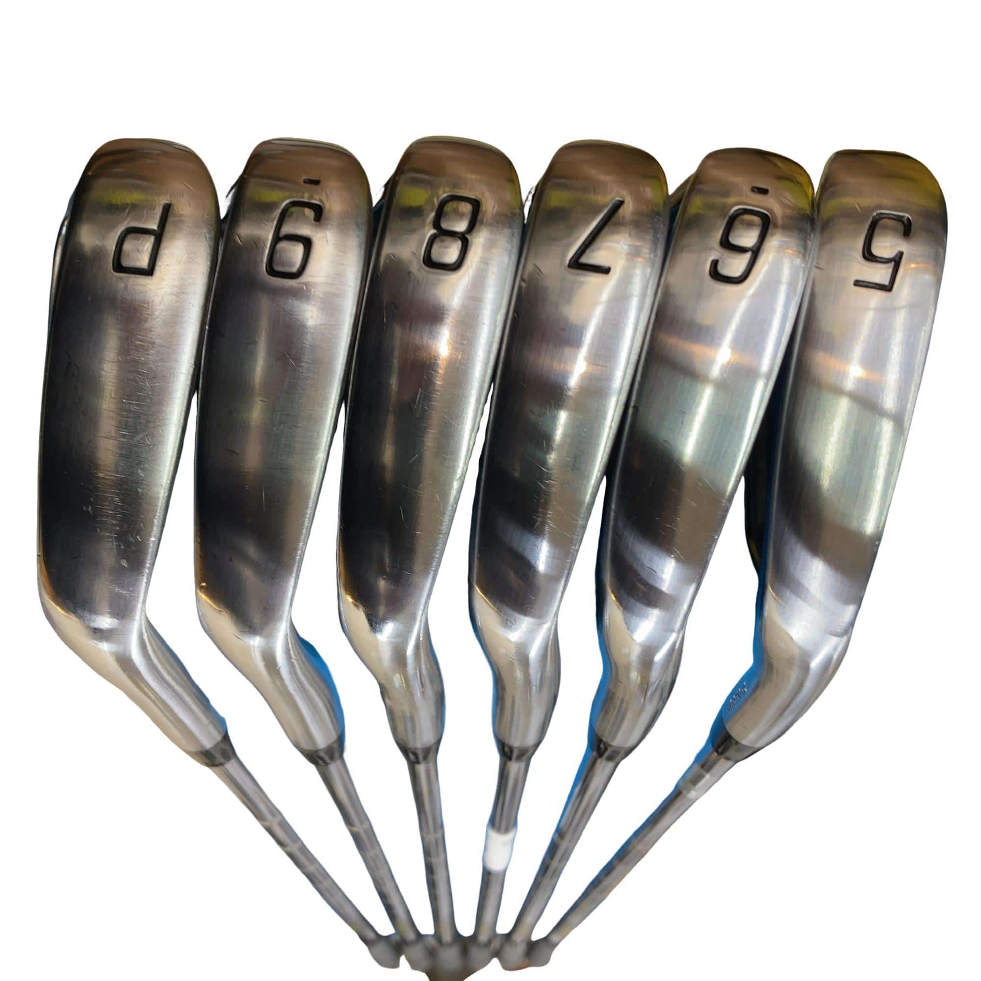 �a�q�h�c�f�d�r�s�n�m�d�@�Q�S�Q�b�a�{�@�U�r�i���{���F�U�{�Z�b�g�j