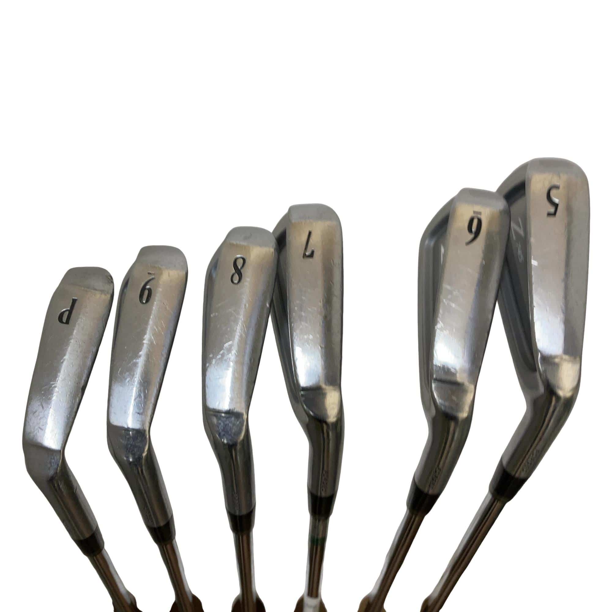 �r�q�h�w�n�m�@�y�V�S�T�@�@�U�r�i���{���F�U�{�Z�b�g�j