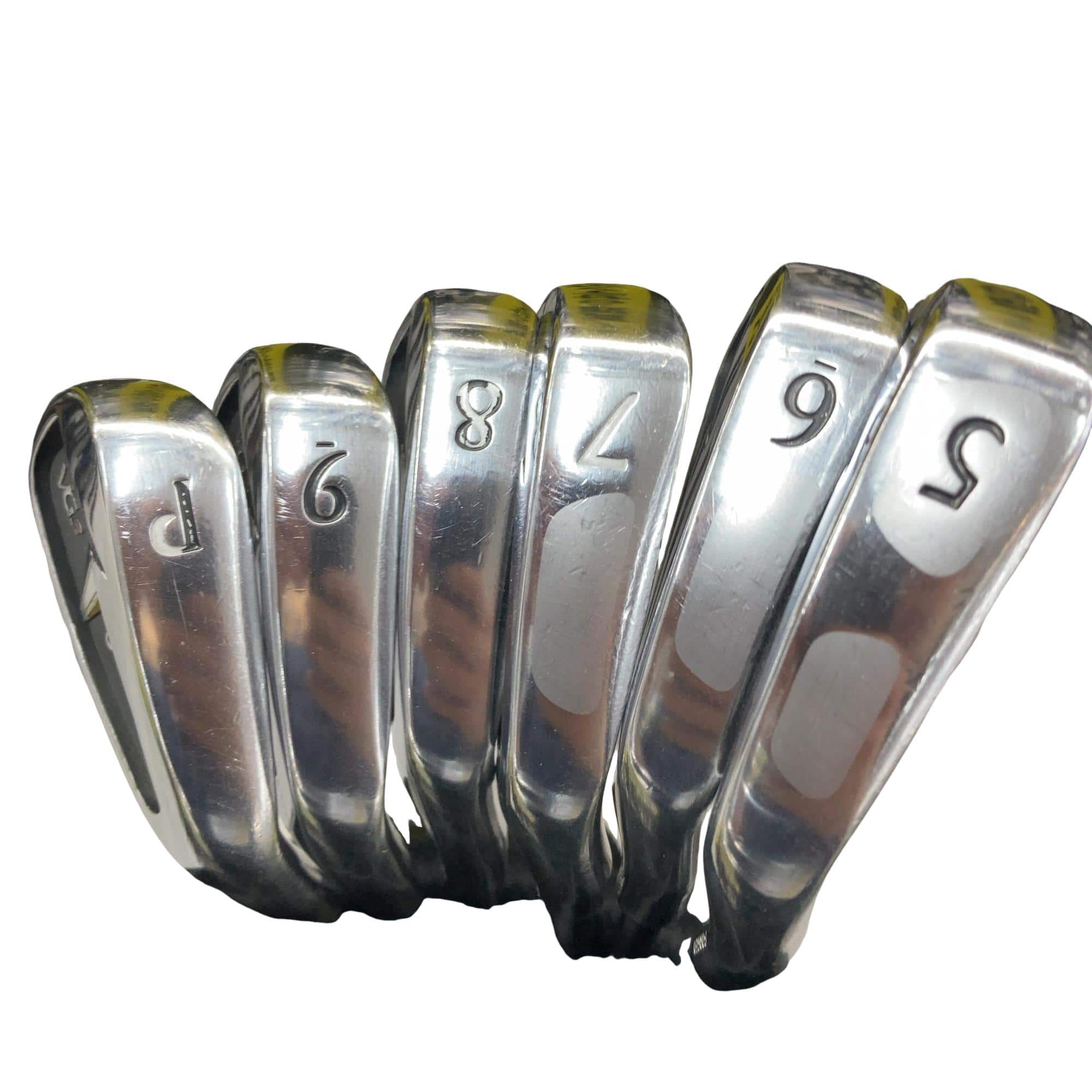 �s���������������@�u�f�R�@�U�r�i���{���F�U�{�Z�b�g�j