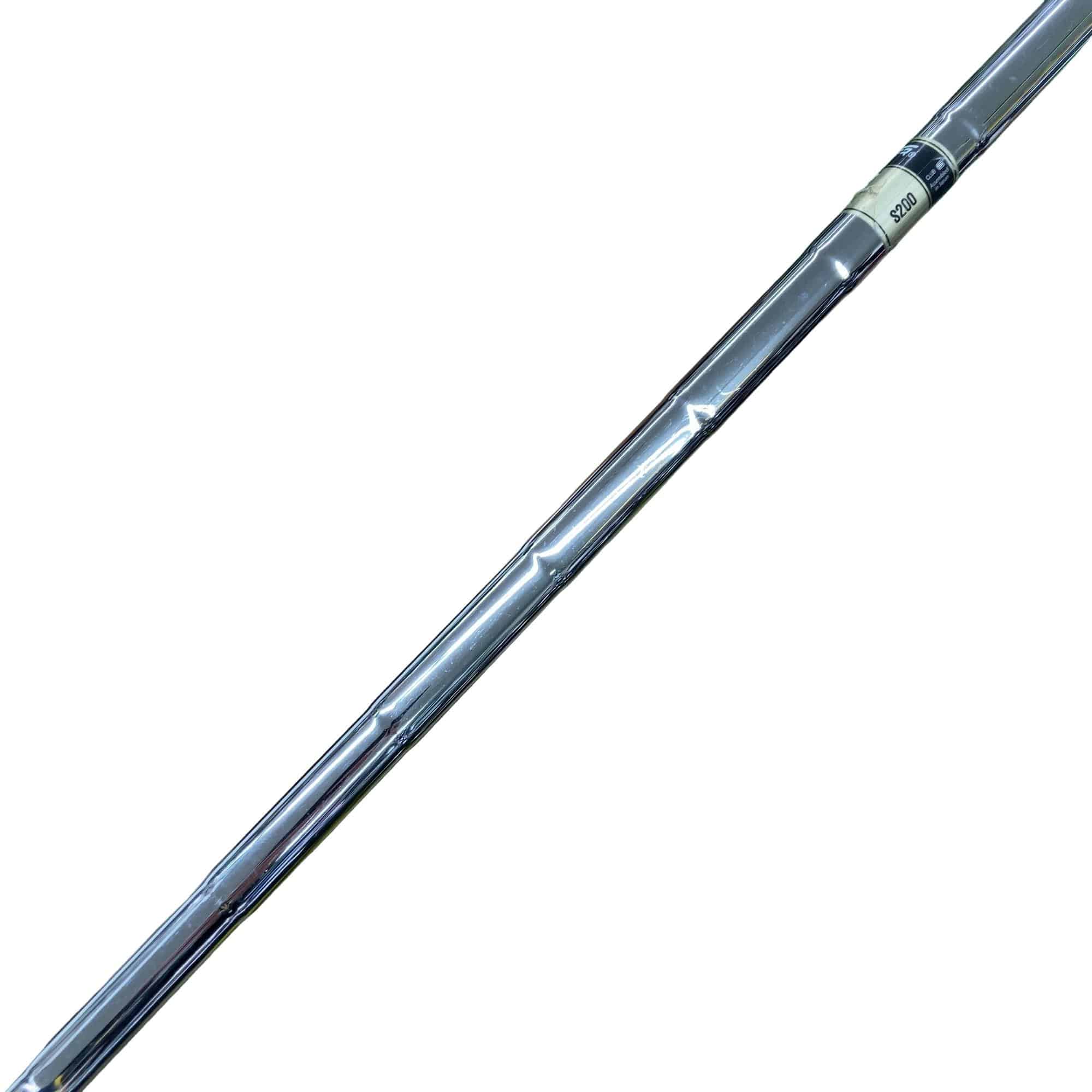 �r�q�h�w�n�m�@�y�V�U�T�@�r�v