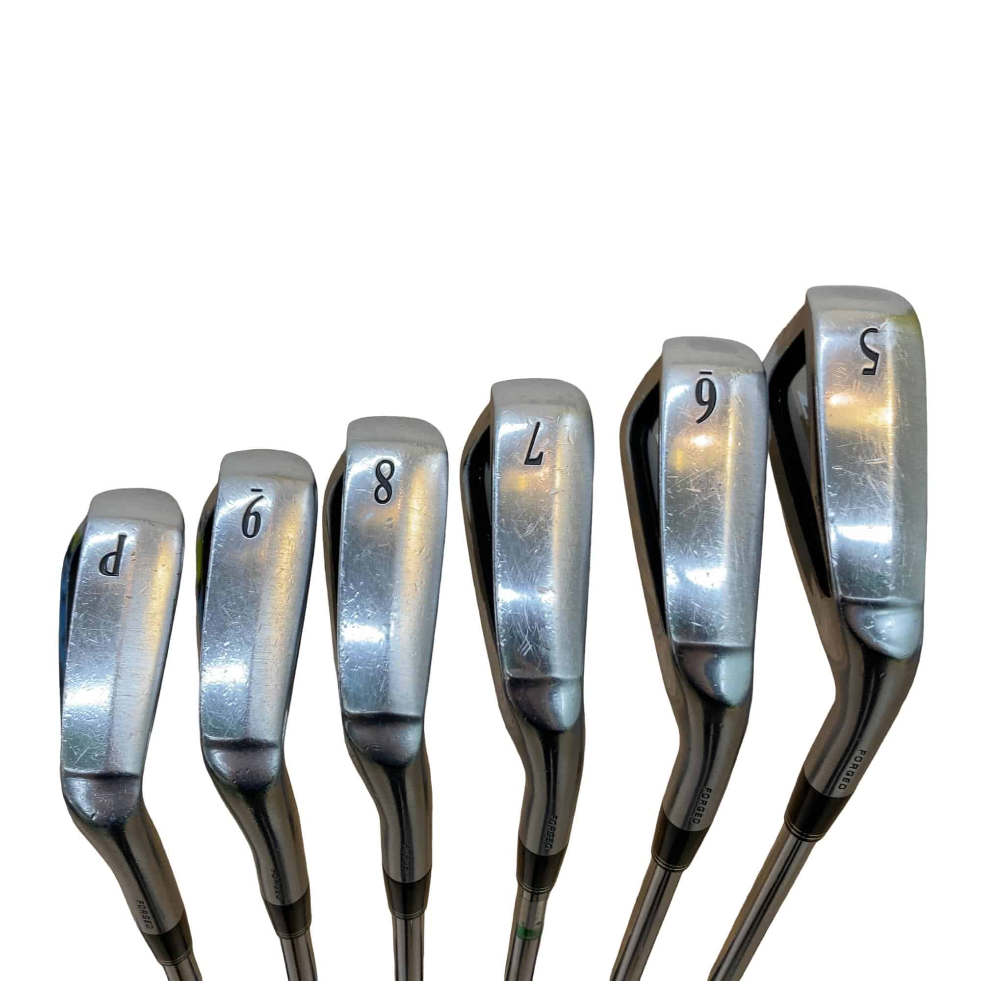 �r�q�h�w�n�m�@�y�T�S�T�@�@�U�r�i���{���F�U�{�Z�b�g�j