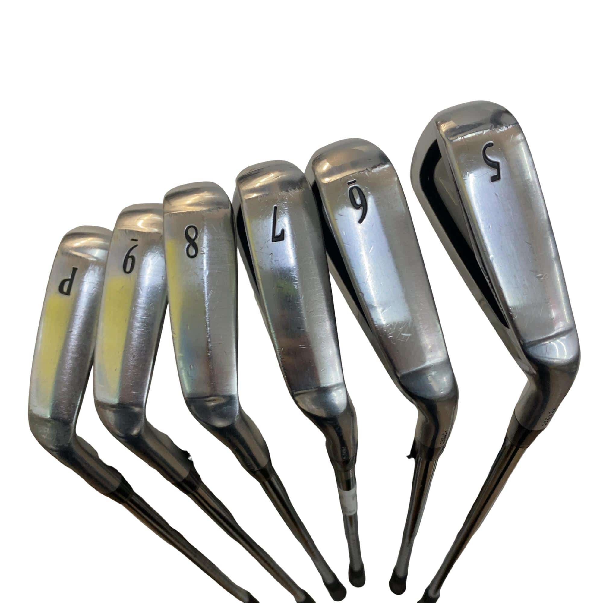 �r�q�h�w�n�m�@�y�T�S�T�@�@�U�r�i���{���F�U�{�Z�b�g�j