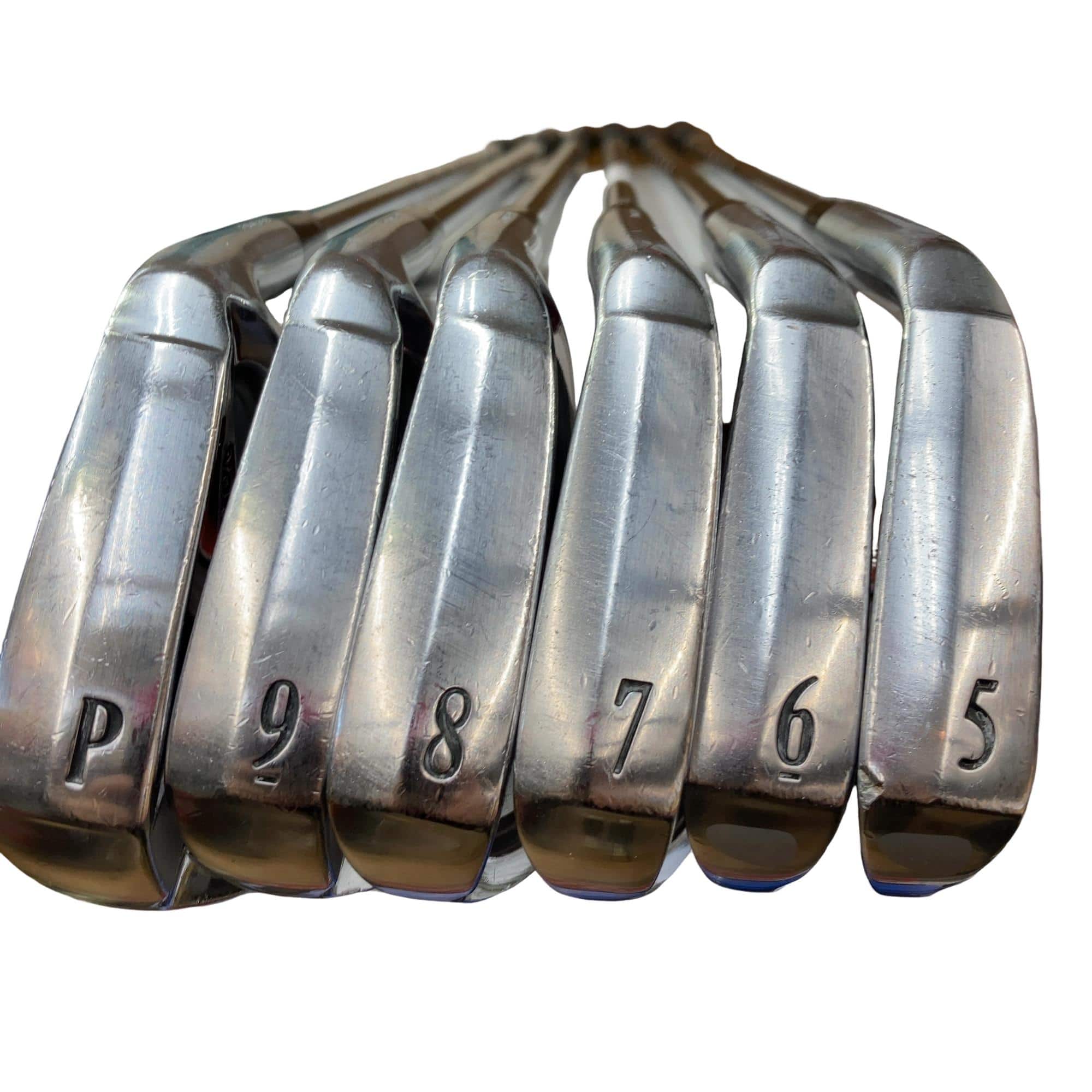 �r�q�h�w�n�m�@�y�V�S�T�@�@�U�r�i���{���F�U�{�Z�b�g�j