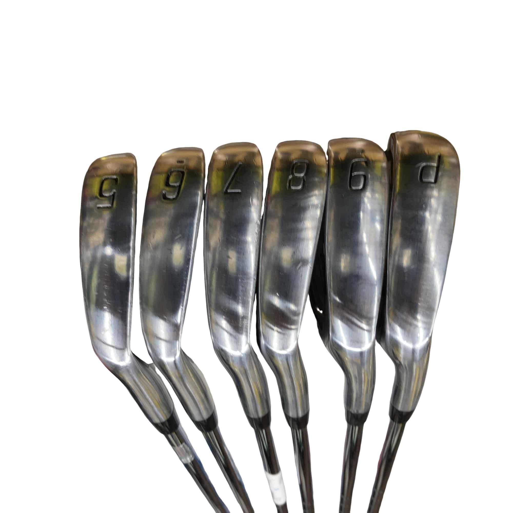 �a�q�h�c�f�d�r�s�n�m�d�@�Q�S�Q�b�a�{�@�U�r�i���{���F�U�{�Z�b�g�j