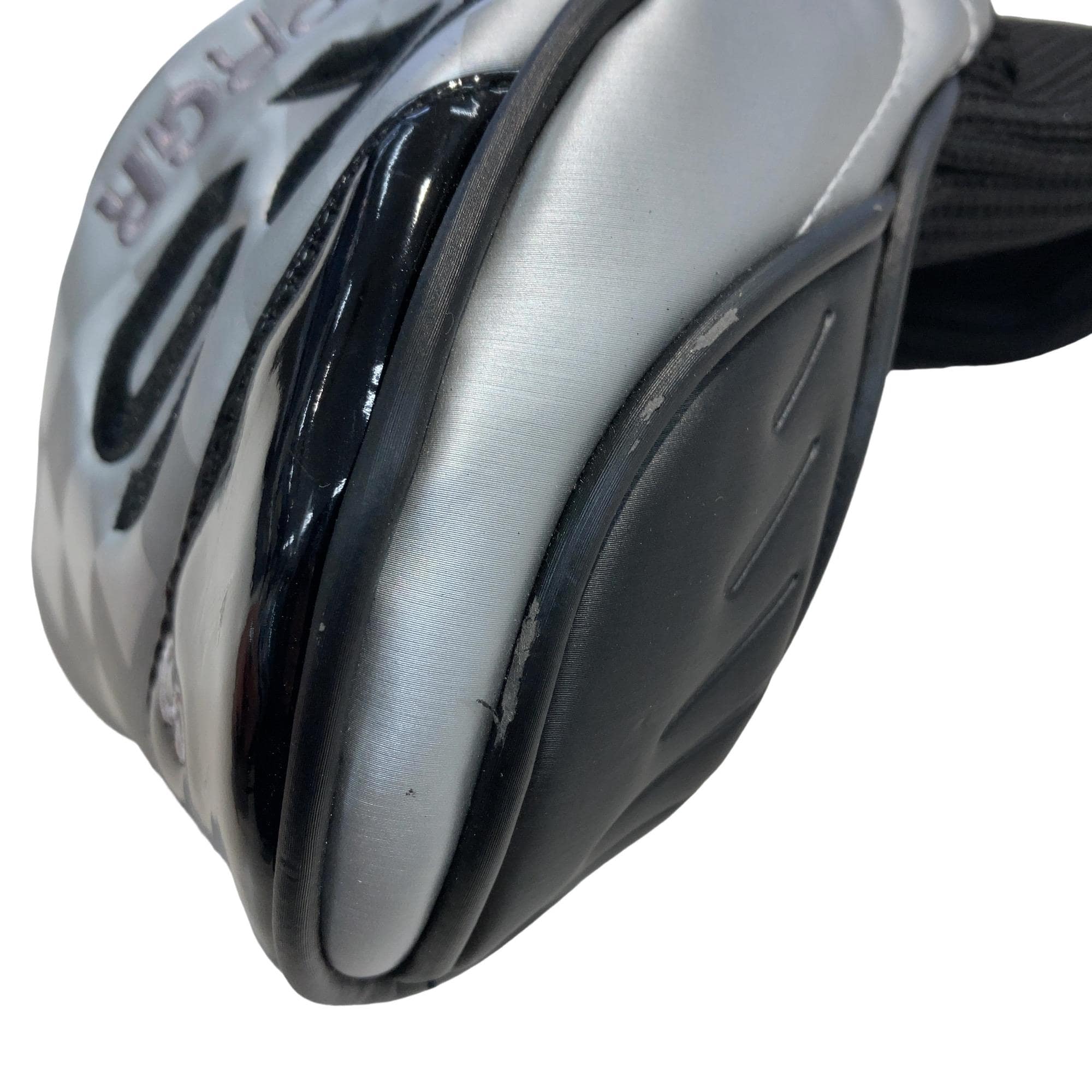 �q�r�@�R�v