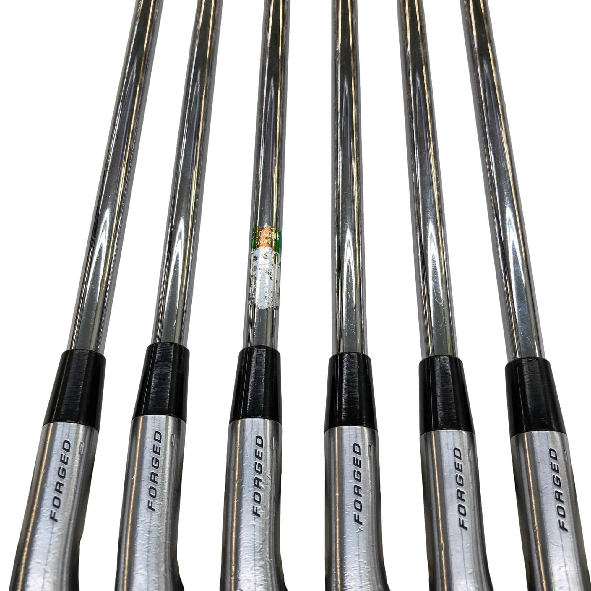 �r�q�h�w�n�m�@�y�T�S�T�@�@�U�r�i���{���F�U�{�Z�b�g�j