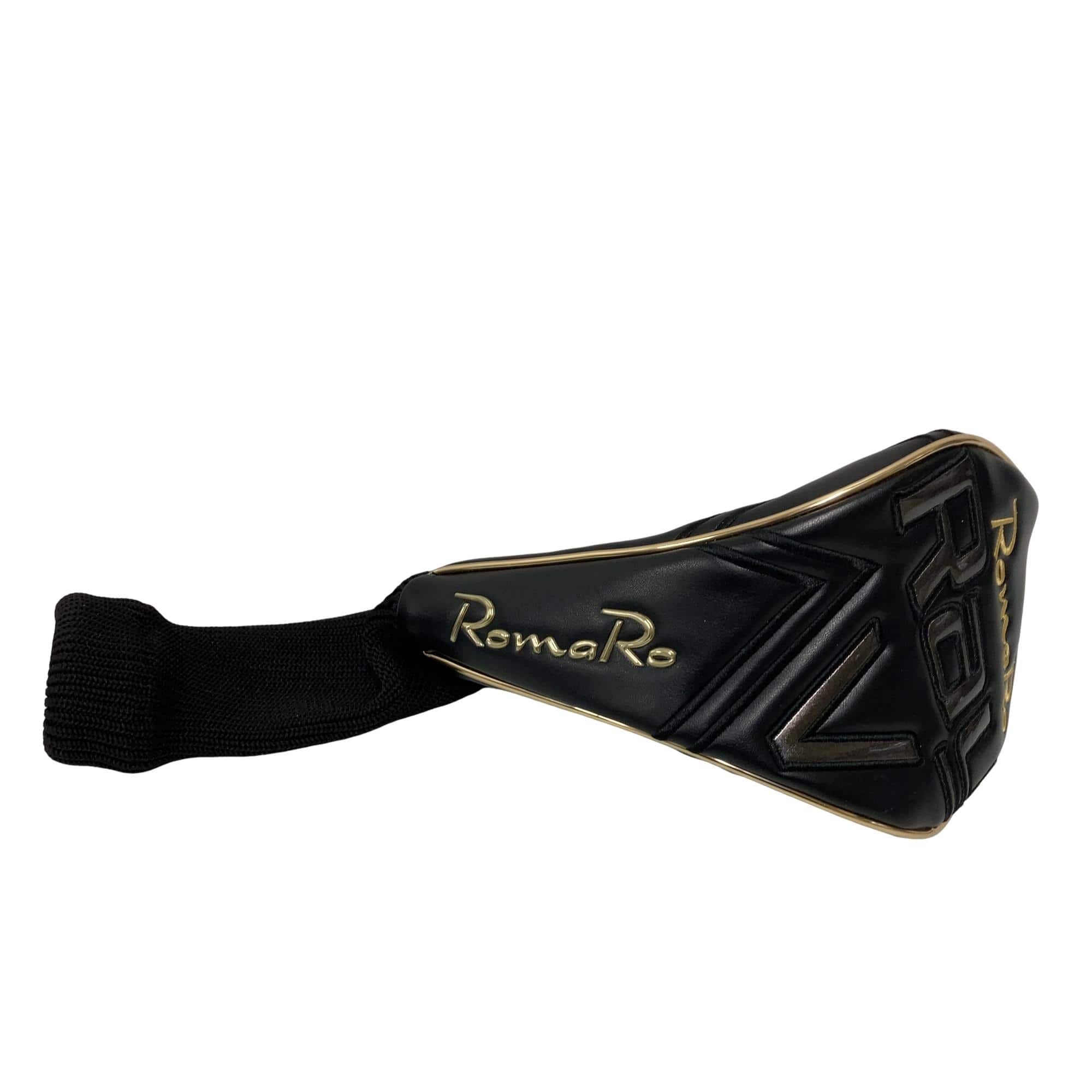 �q�������q���@�q�����@�u�@�u�Q�@�e�v�@�R�v