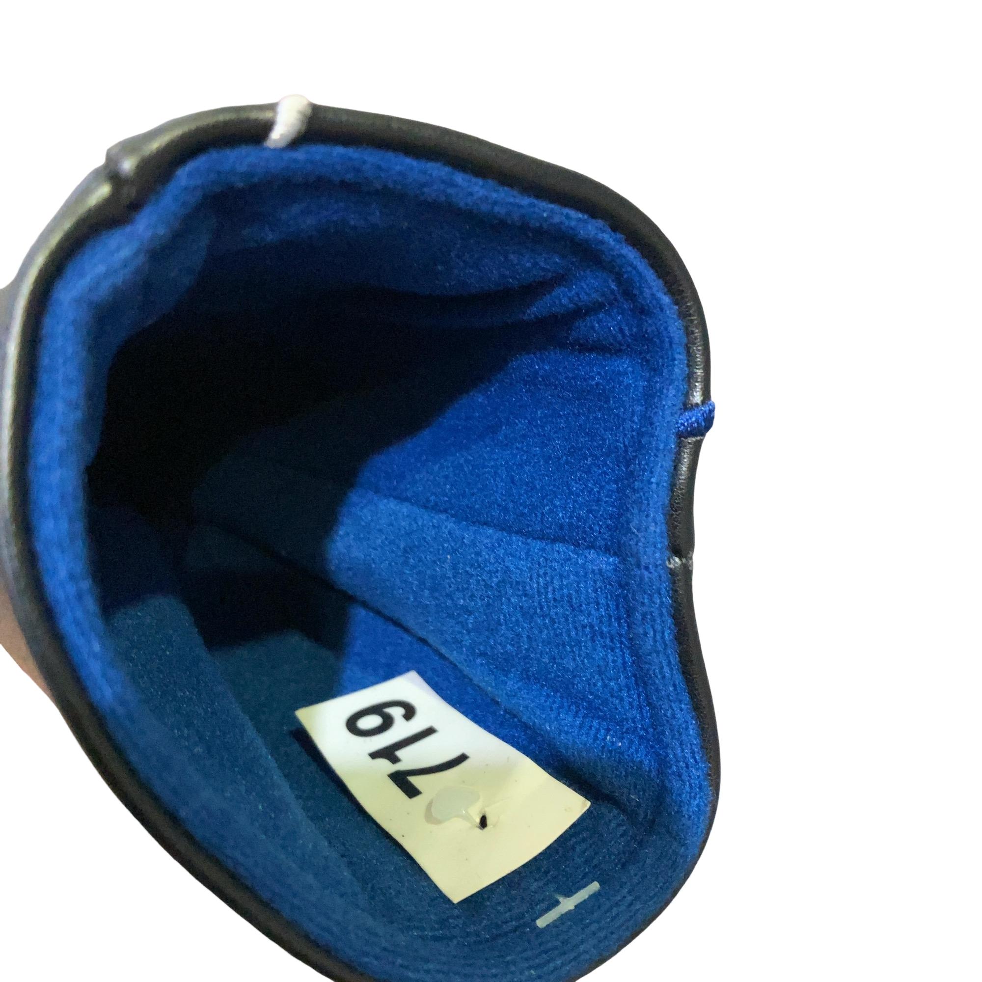 �������������@�c�q�h�u�d�r�s�`�q�@�T�v