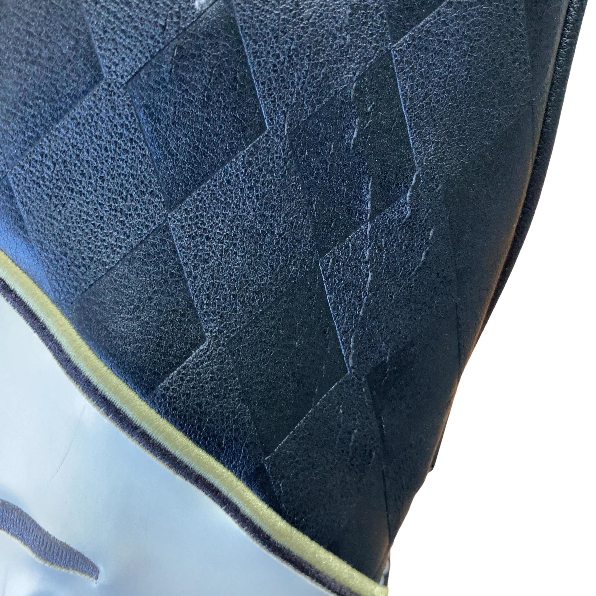 �r�s�d�`�k�s�g�@�f�k�n�h�q�d�{�@�P�O�D�T°