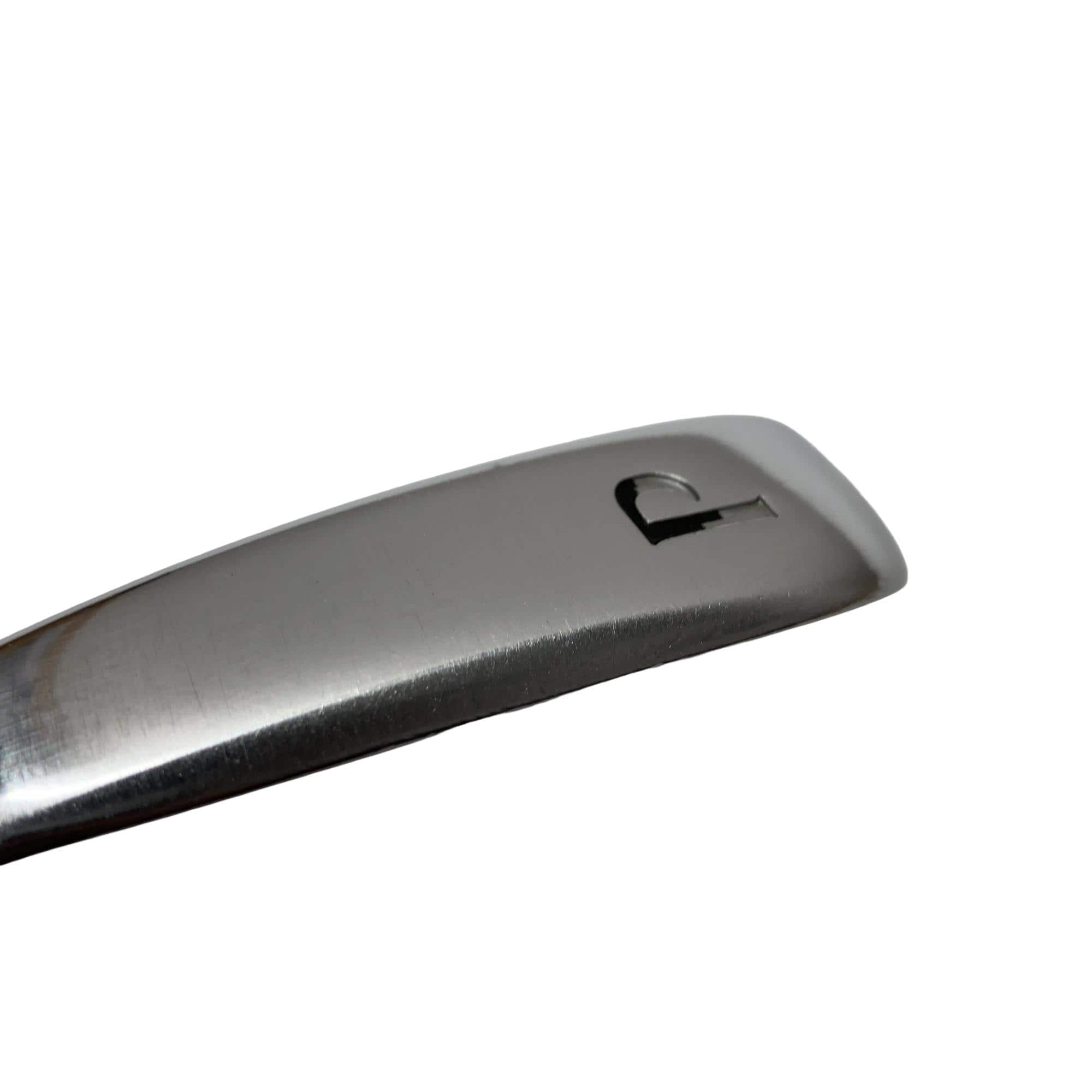 �s���������������@�u�f�R�@�U�r�i���{���F�U�{�Z�b�g�j