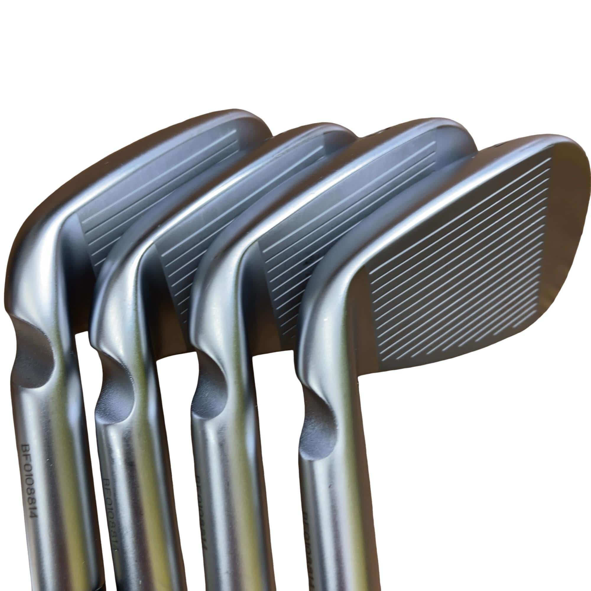 ���T�R�O�@�T�r�i���{���F�S�{�Z�b�g�j