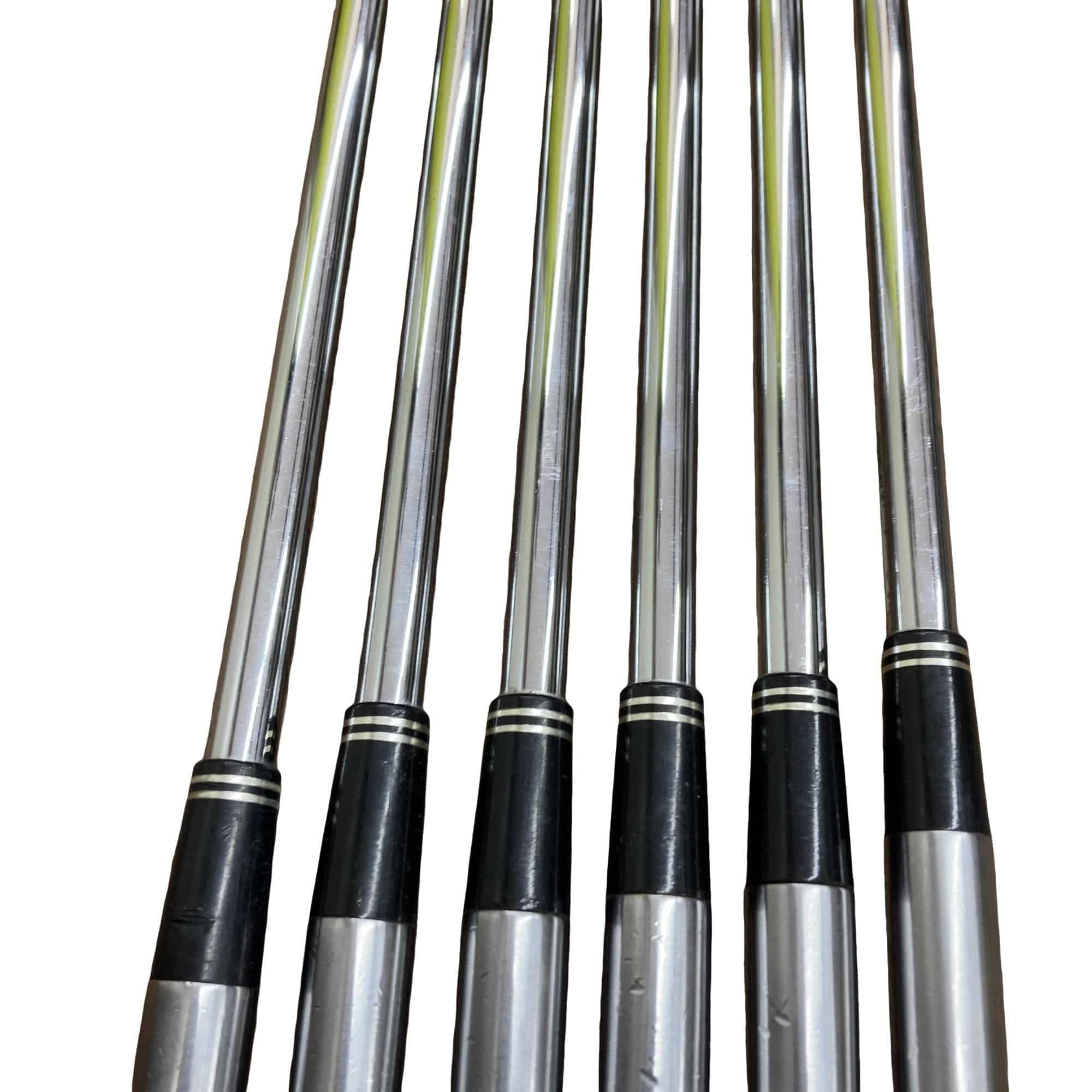 �r�q�h�w�n�m�@�y�T�Q�T�@�@�U�r�i���{���F�U�{�Z�b�g�j